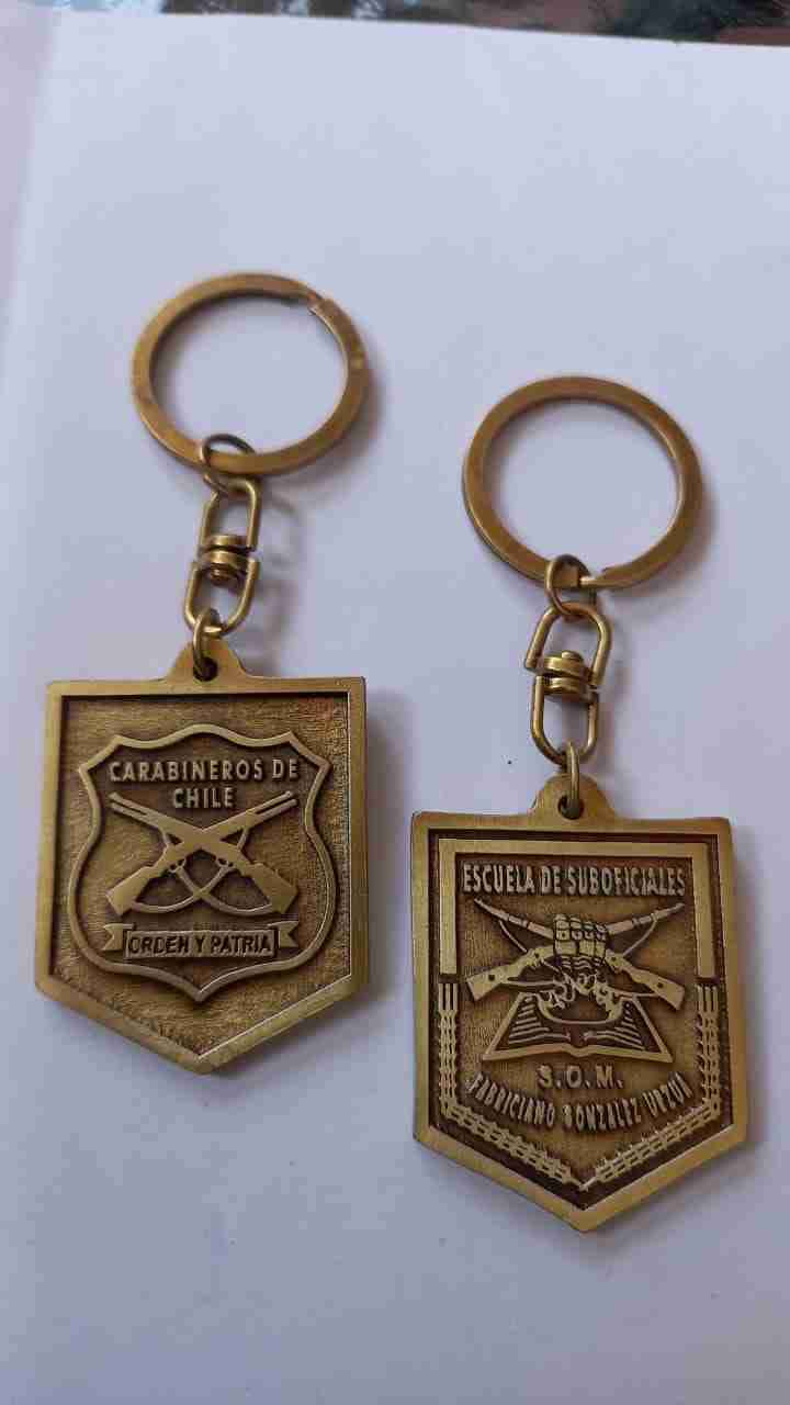 Llaveros metálicos - miniatura 6