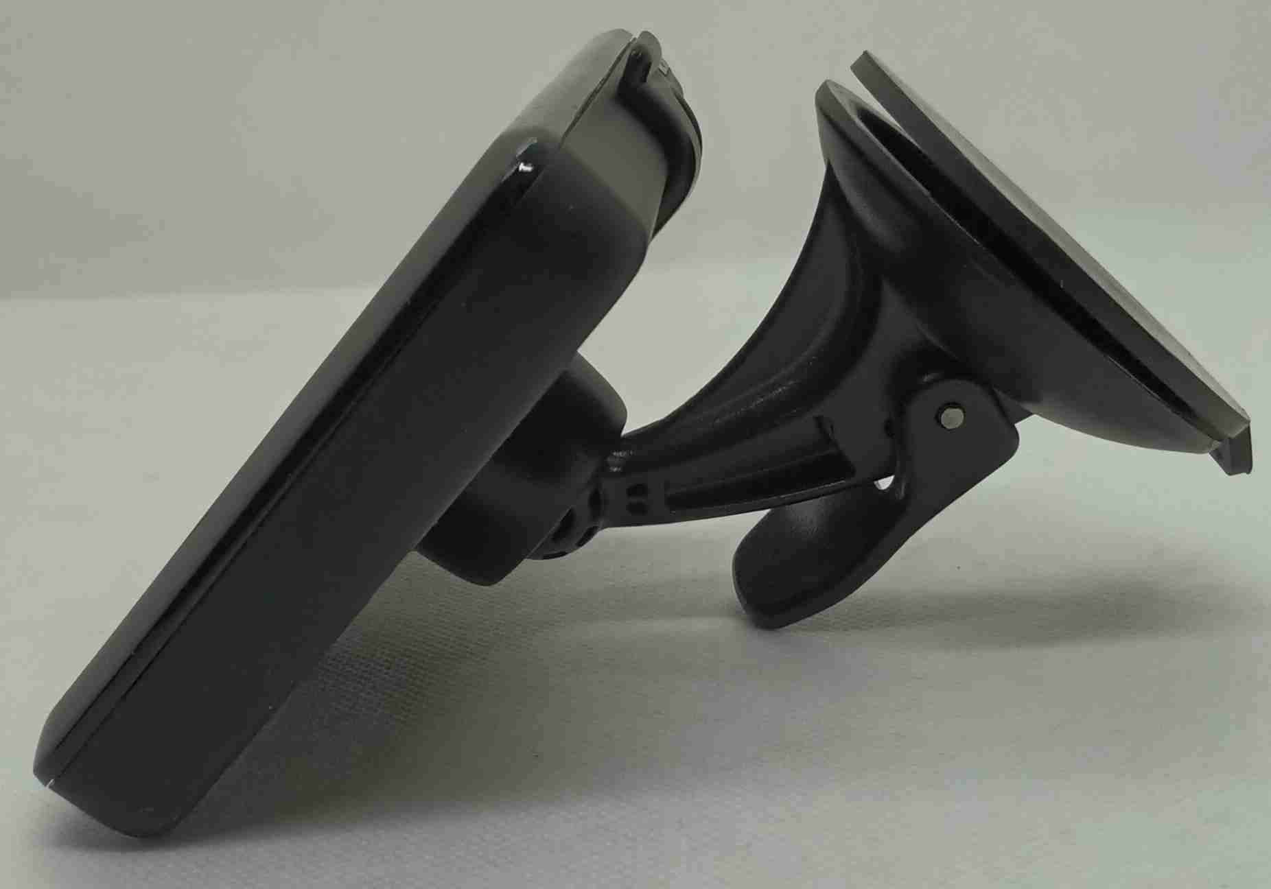 GPS Garmin nüvi 1370 con cargador - miniatura 2