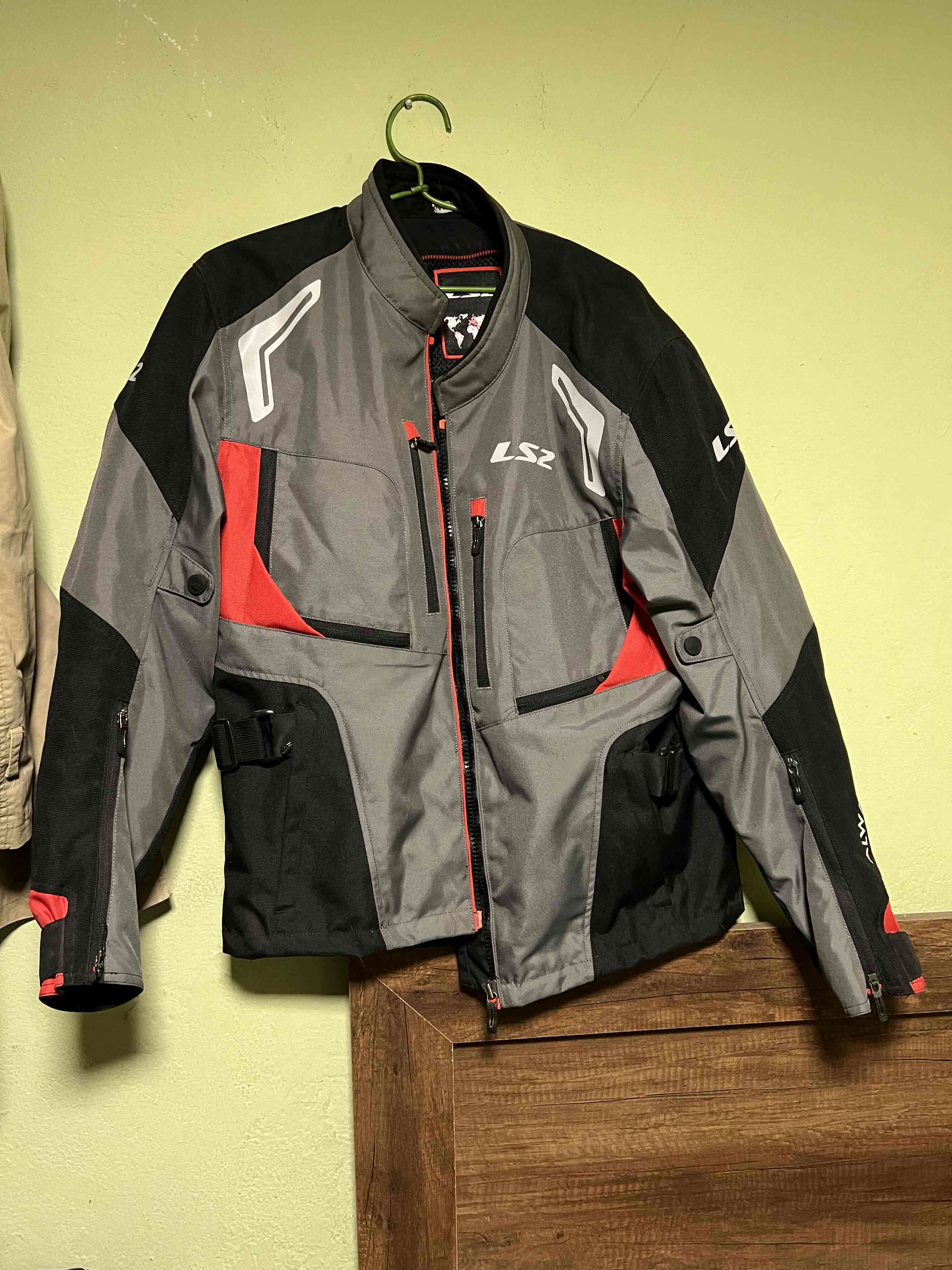 Chaqueta de moto-gris y roja LS2 (original)