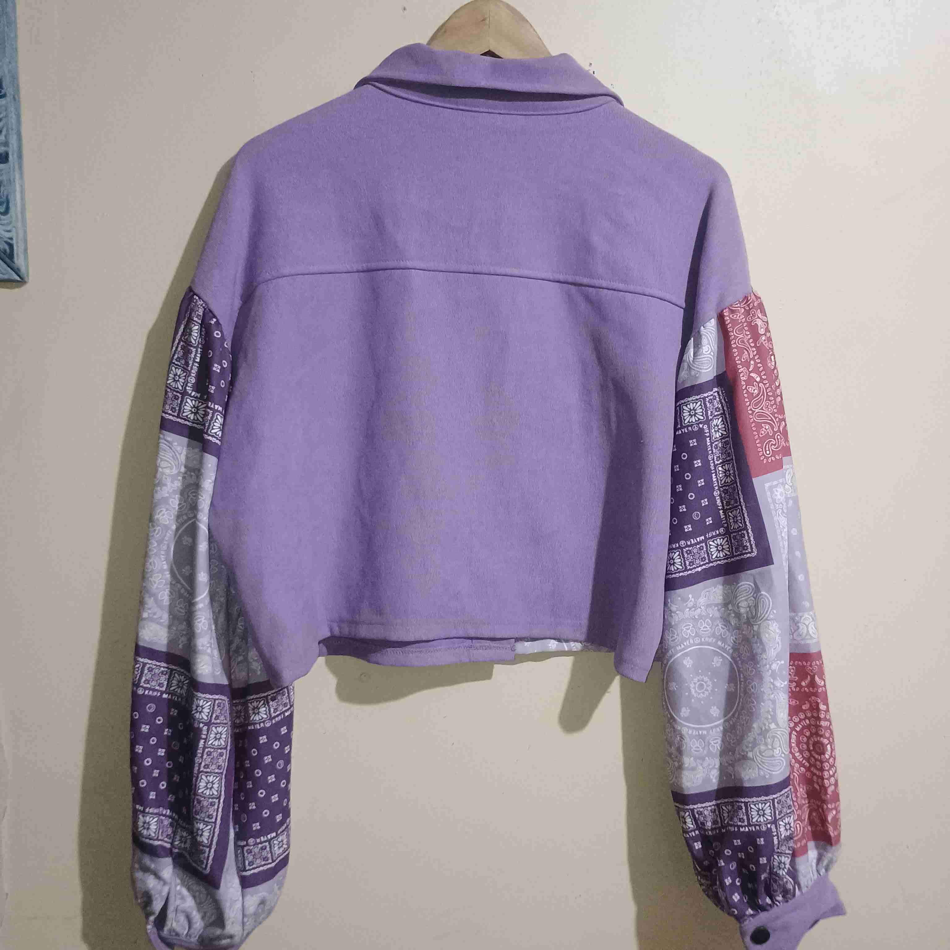 Chaqueta corta patchwork lila - miniatura 3