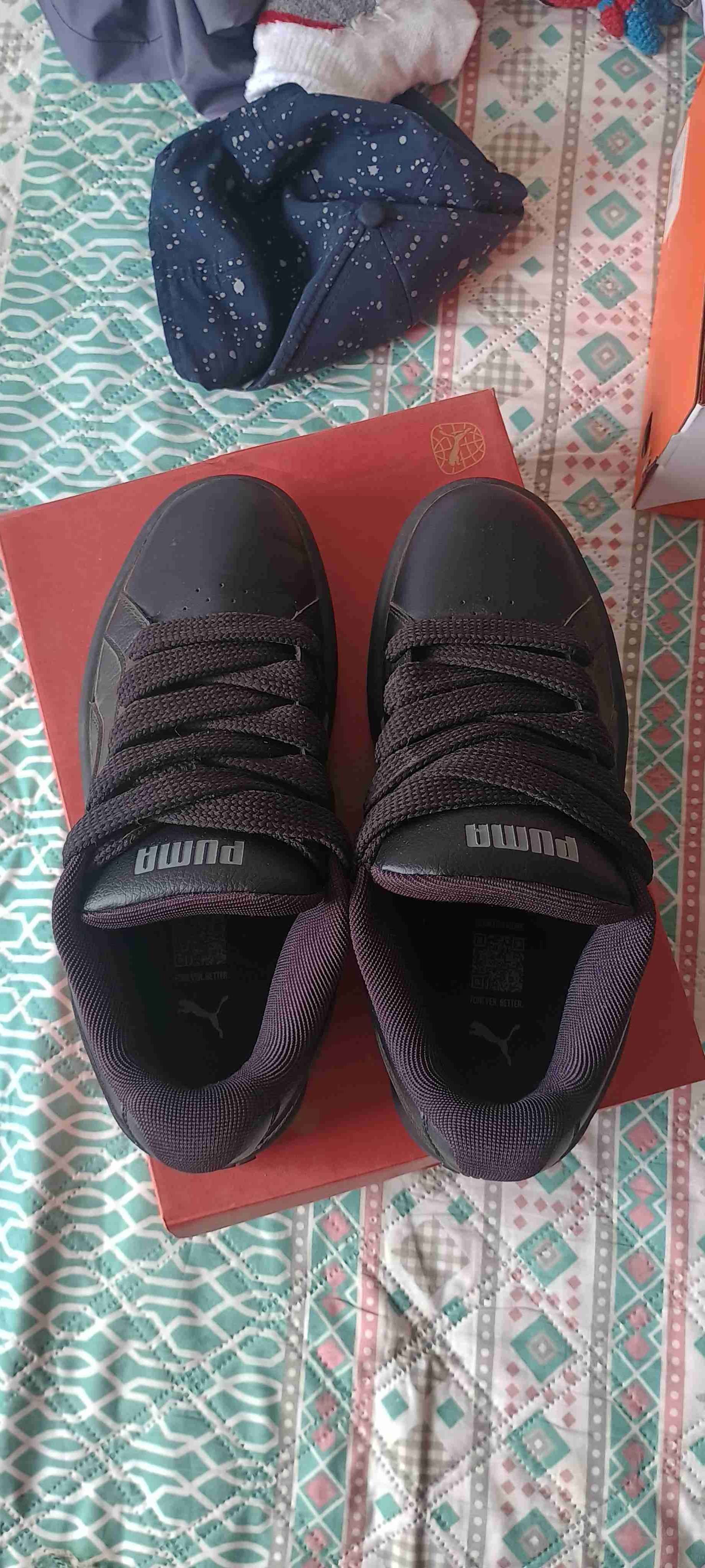 Zapatillas Puma negras usadas - miniatura 3