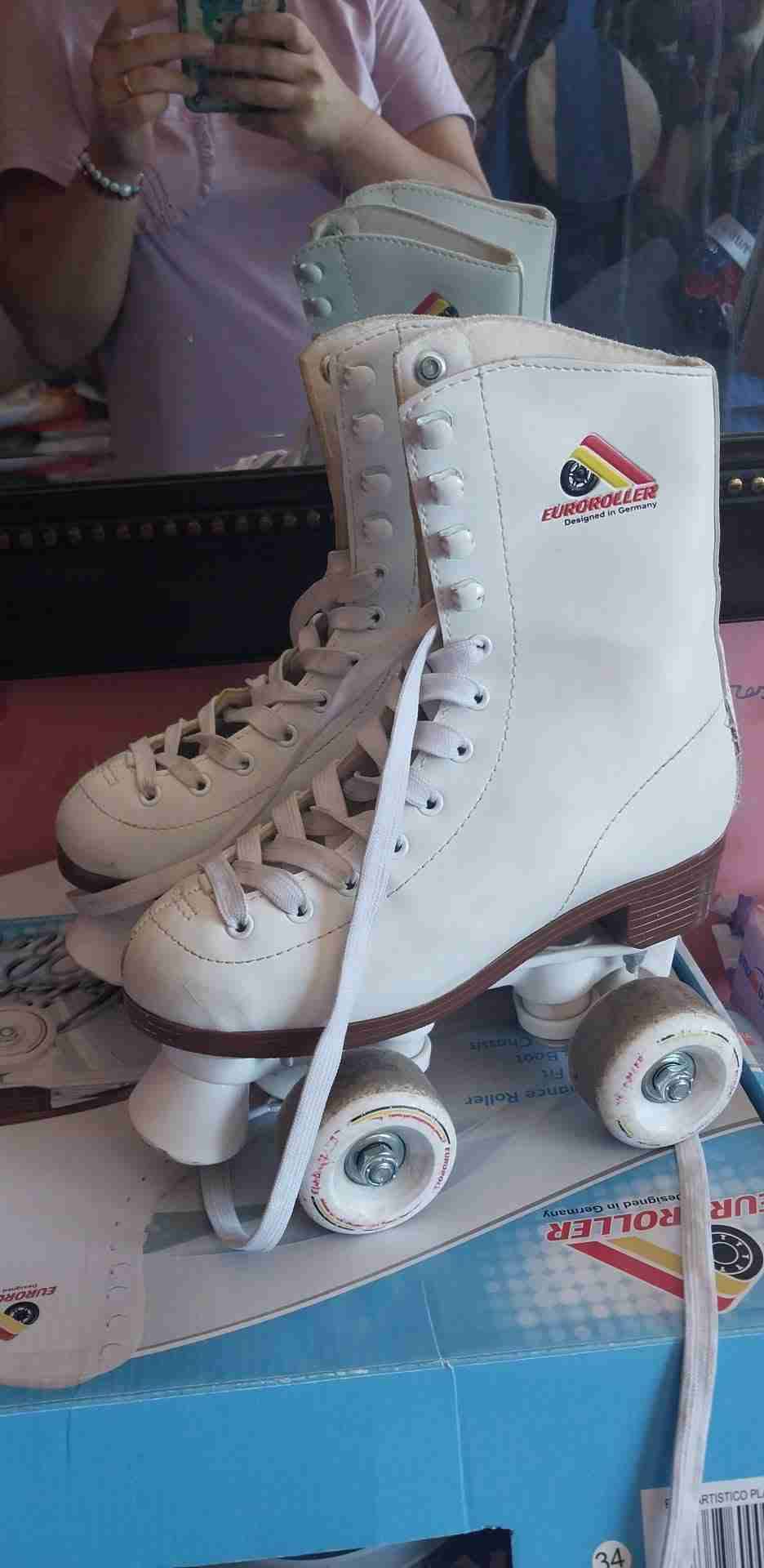 Patines artísticos blancos - miniatura 2