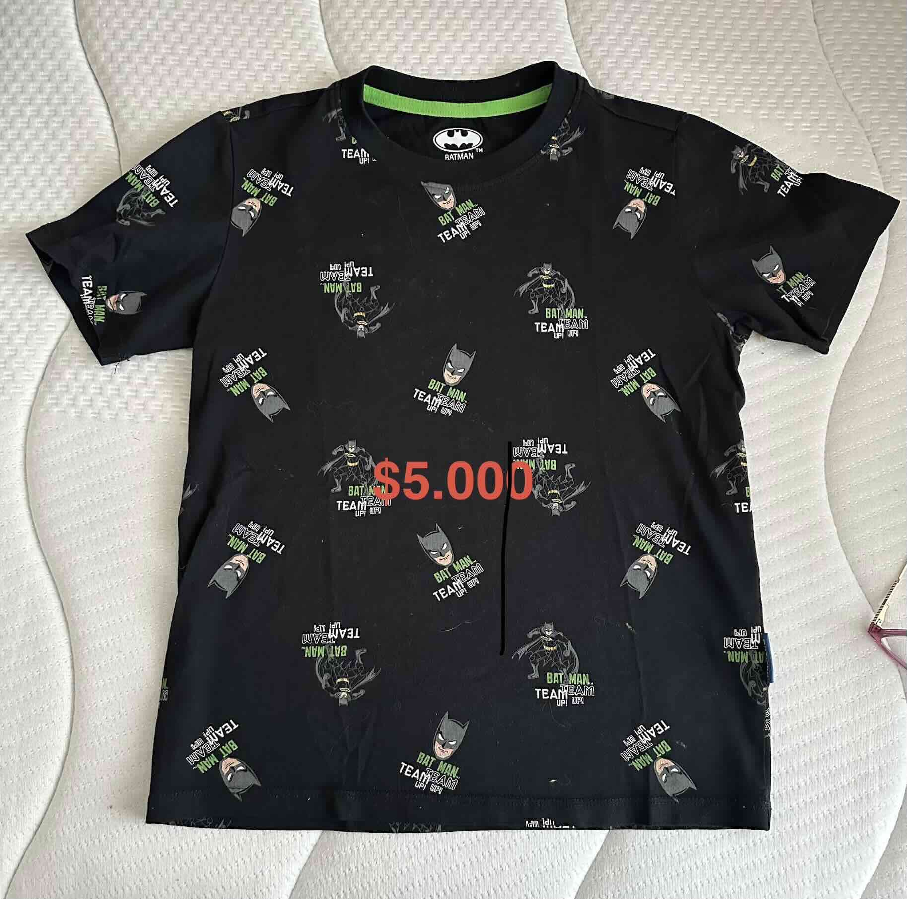 Polera Batman negra estampada