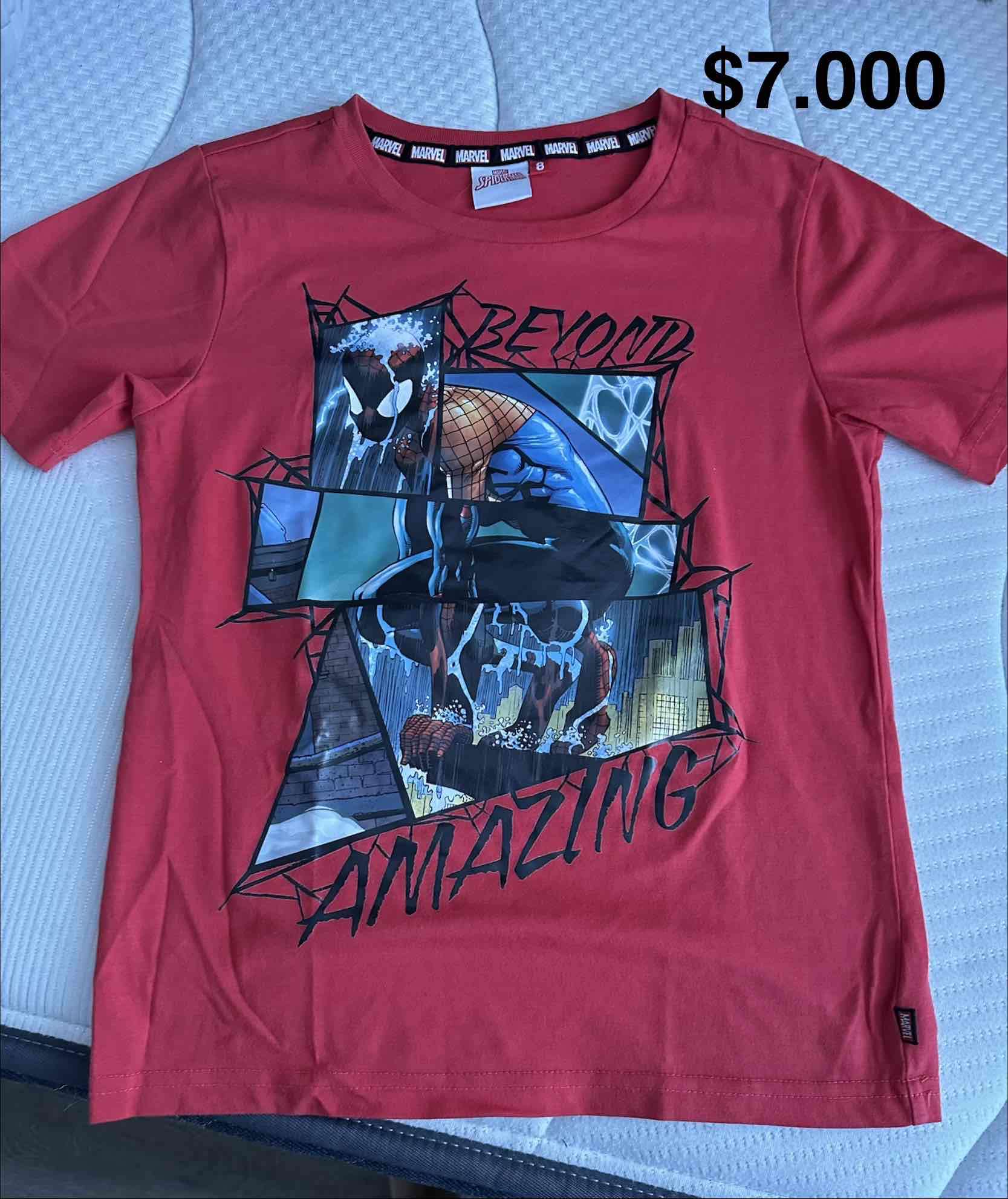 Polera roja Marvel Spiderman