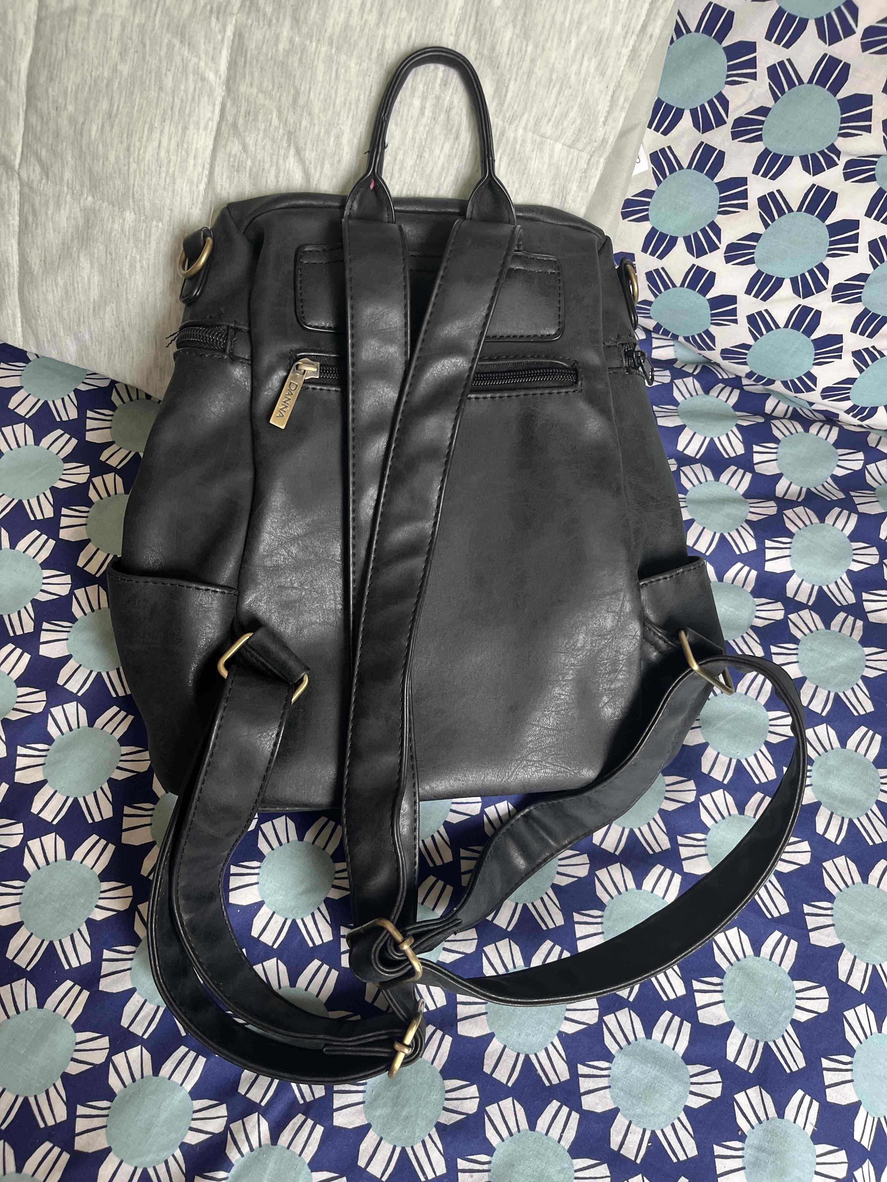 Mochila negra Marca Danna - miniatura 2