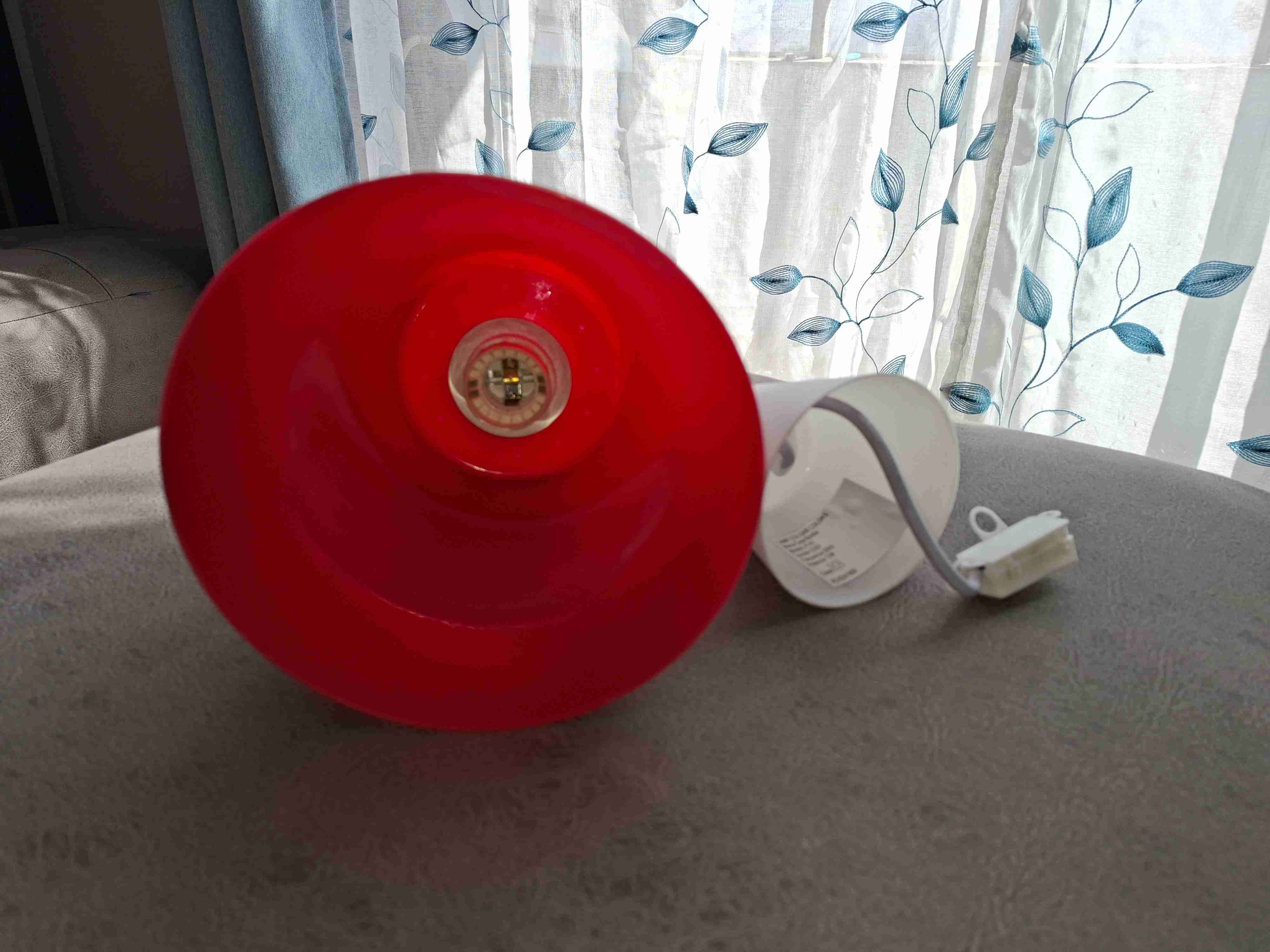 Lámparas colgantes roja y celeste - miniatura 4