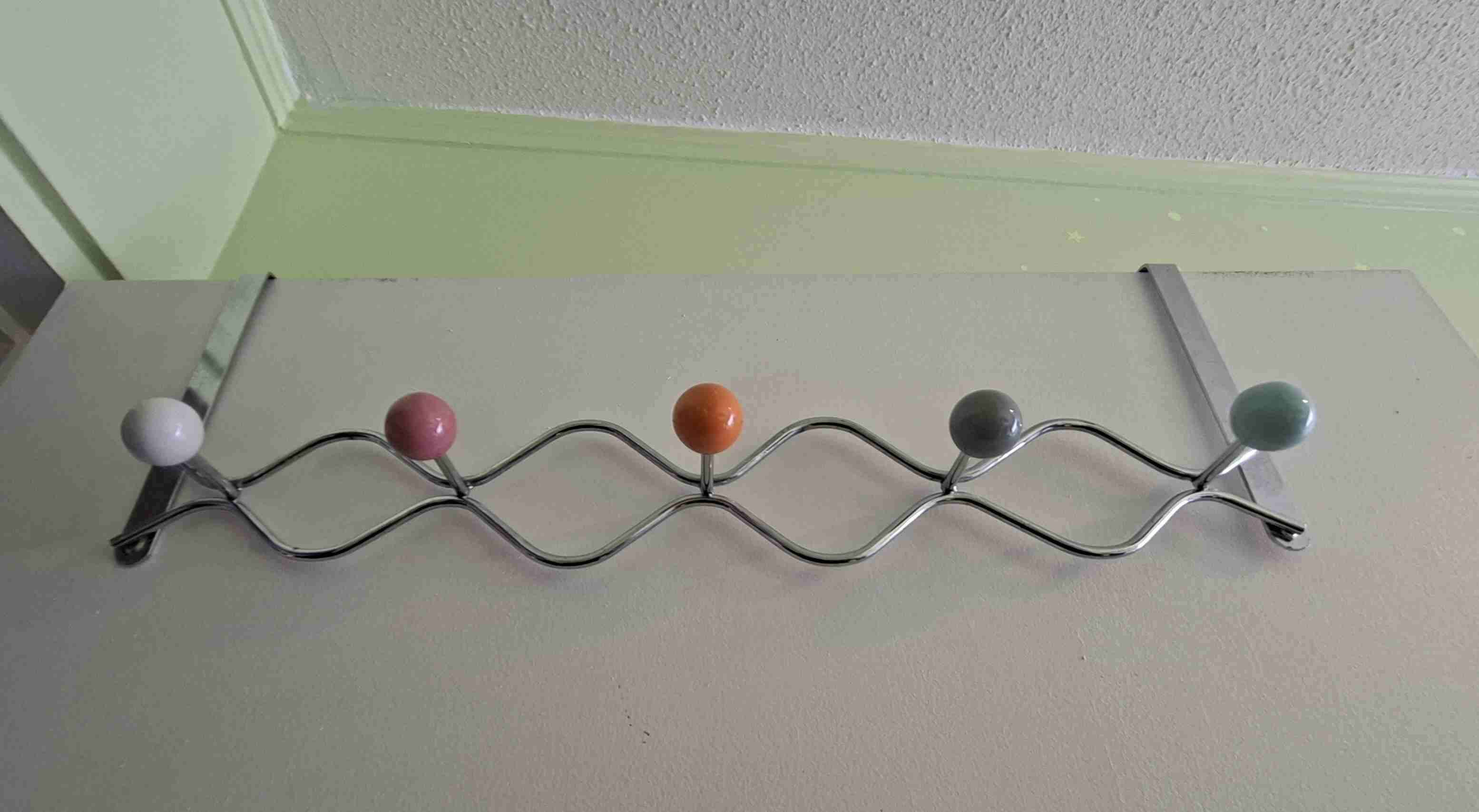 Percha sobre puerta - miniatura 2