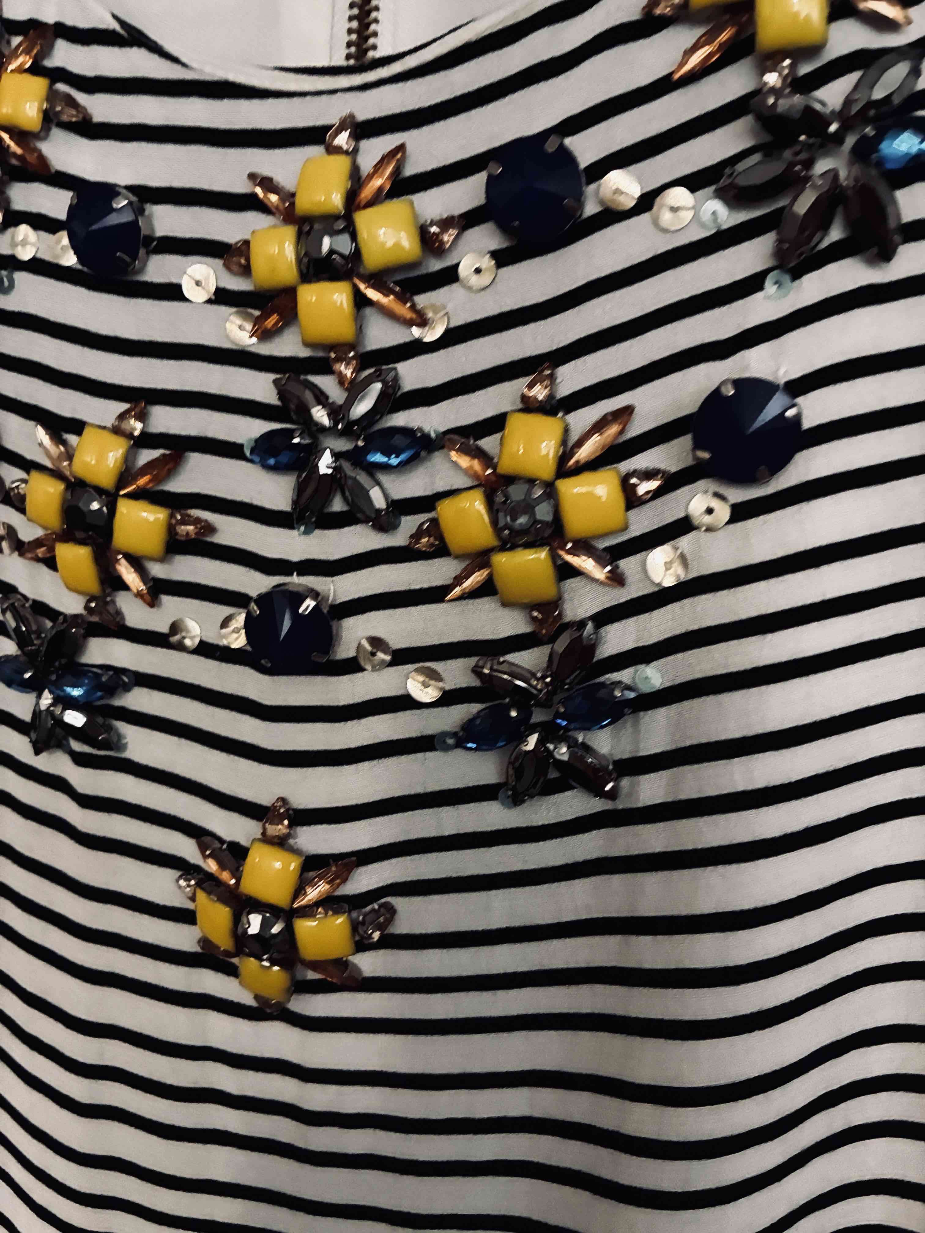 Polera rayada con aplicaciones - miniatura 4