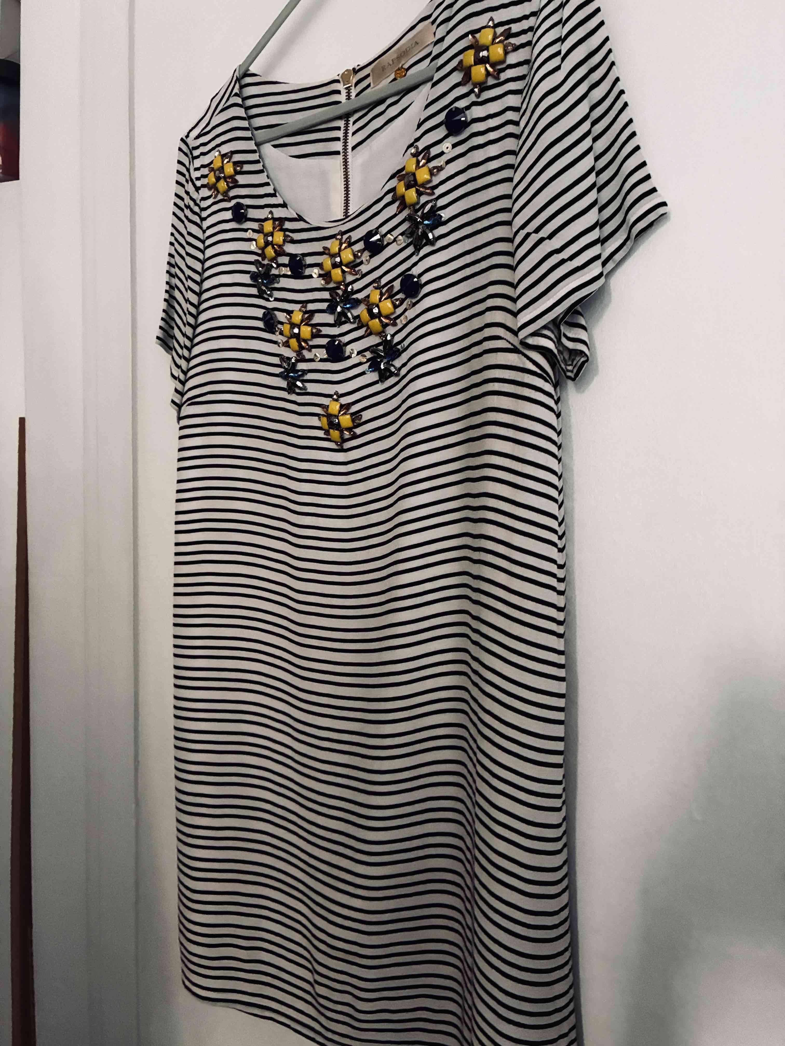 Polera rayada con aplicaciones - miniatura 6