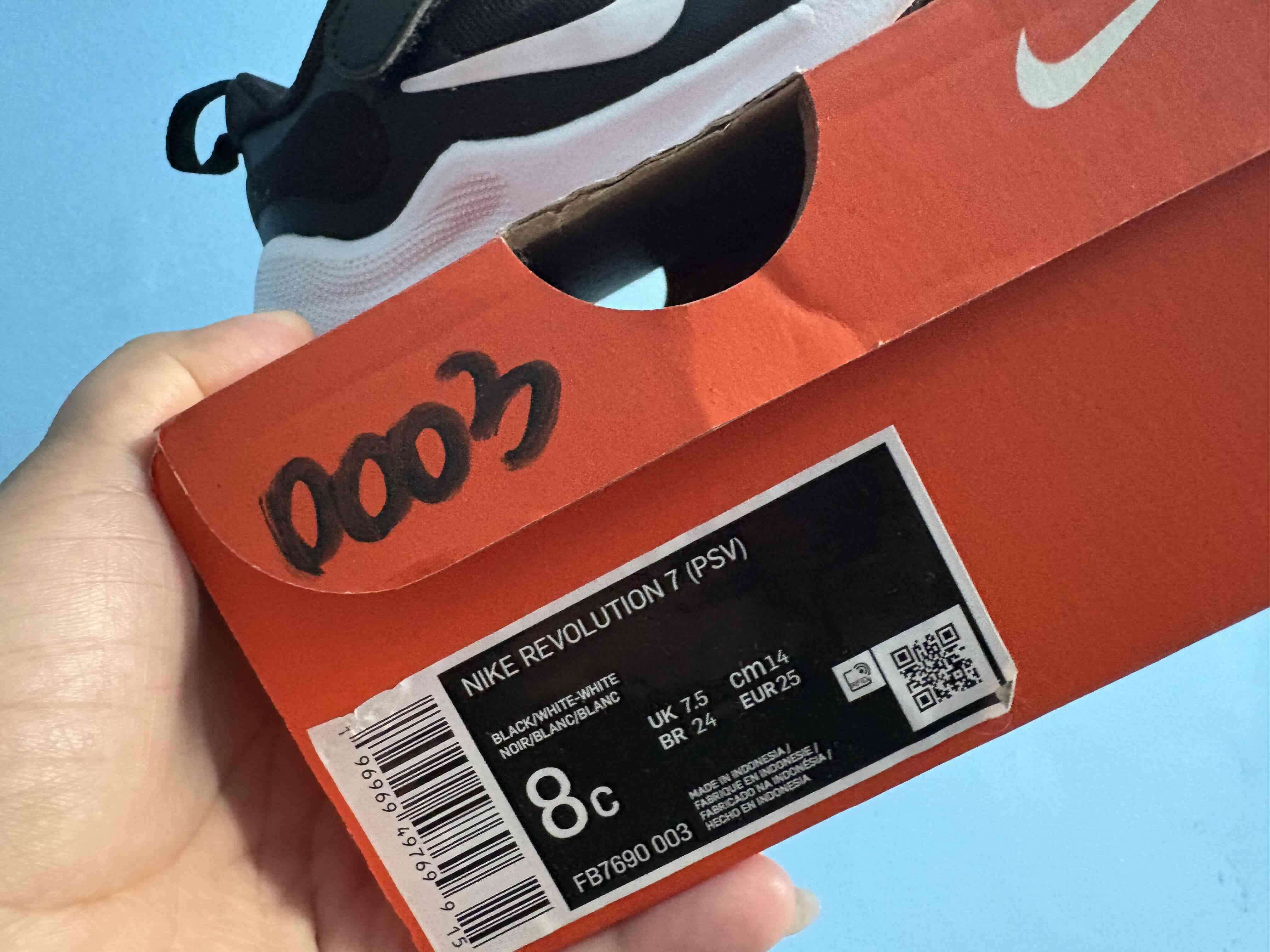 Zapatillas negras unisex talla 25 Nike - miniatura 2