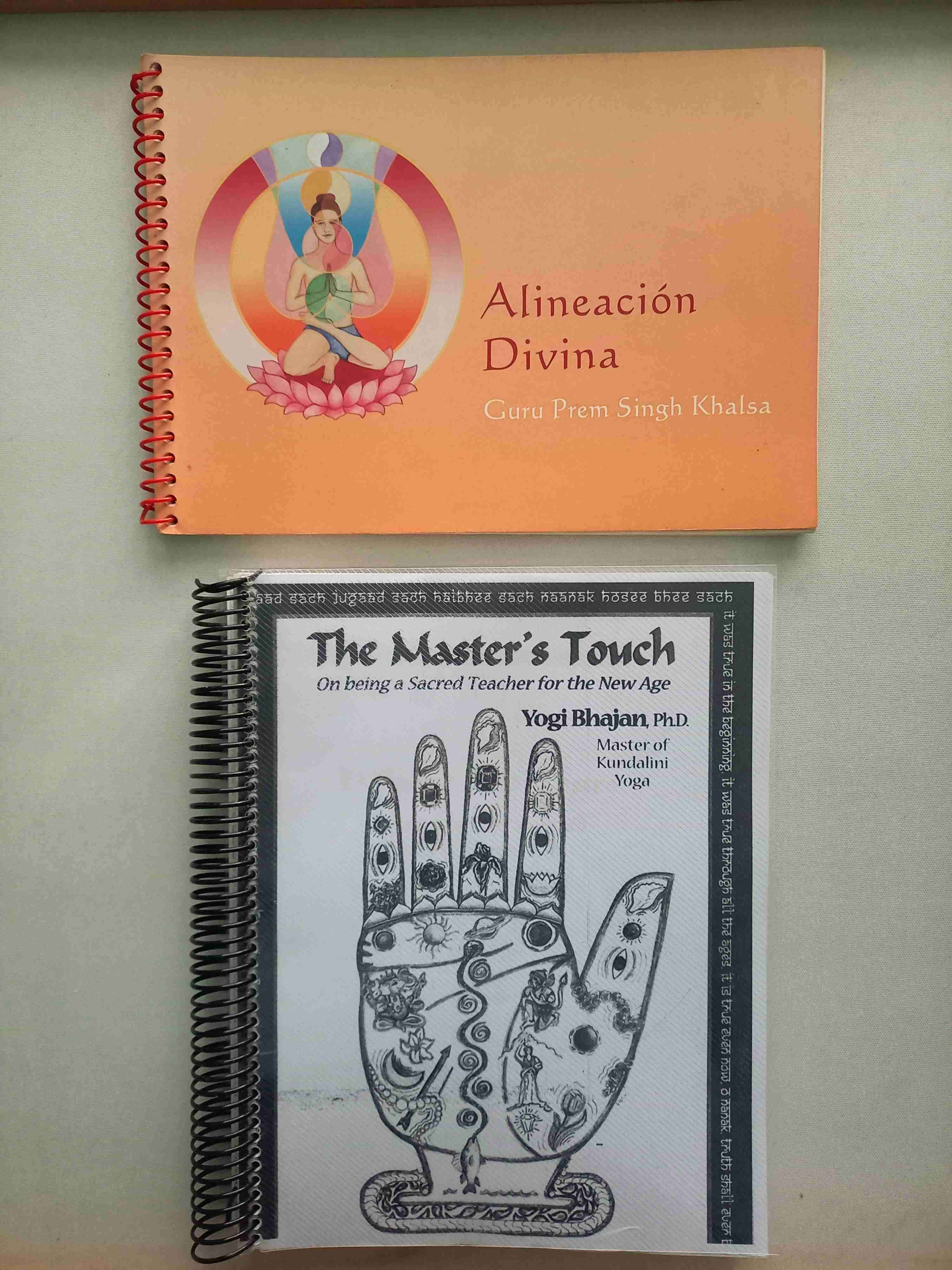 Libros de yoga, meditación y más.