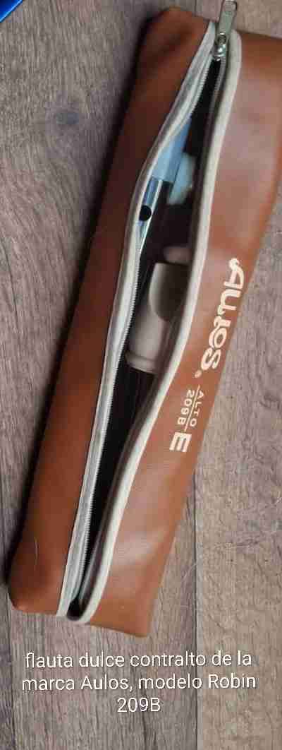 Flauta dulce marca Aulos - miniatura 2