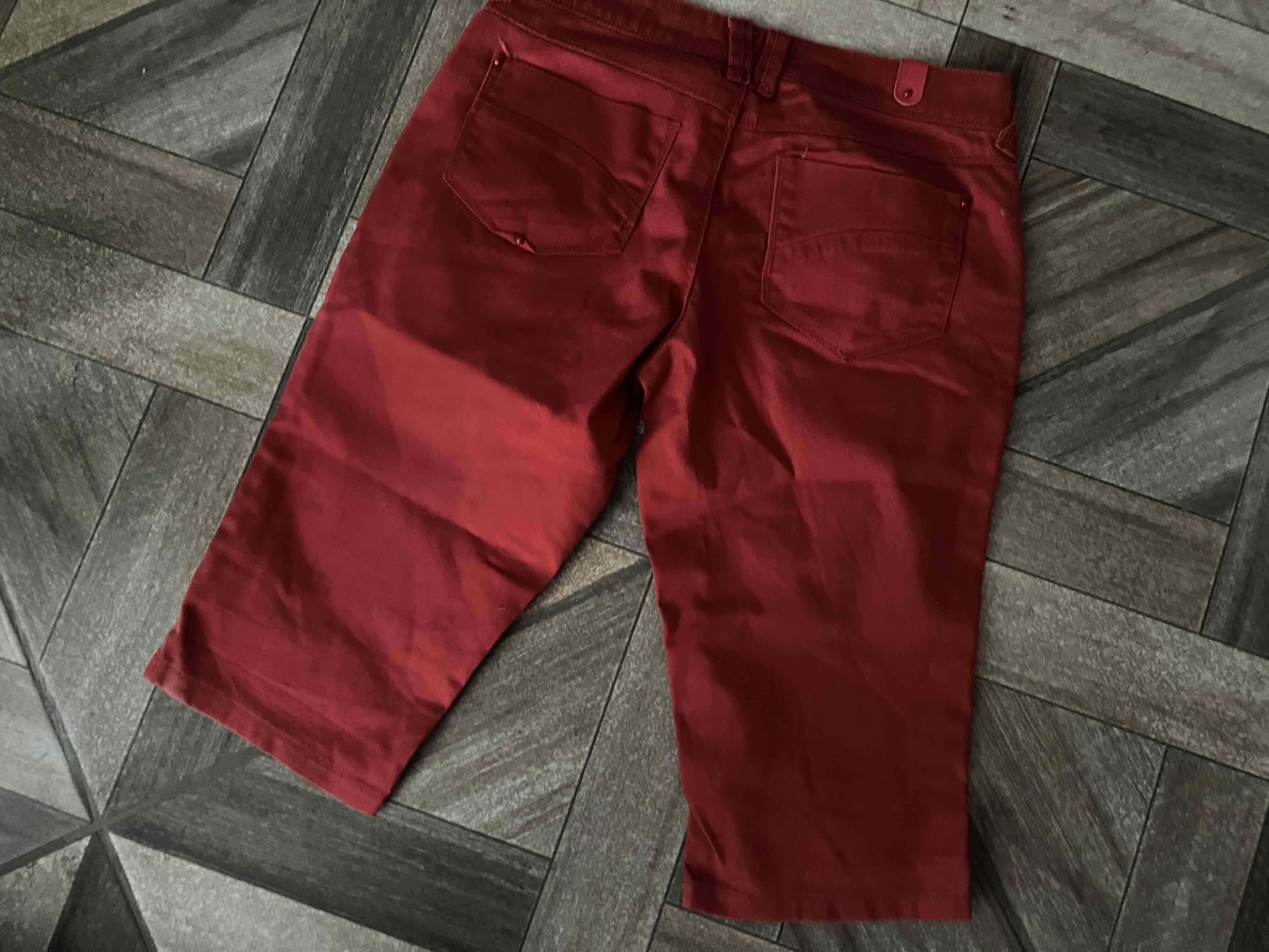 Bermudas rojas casuales - miniatura 3