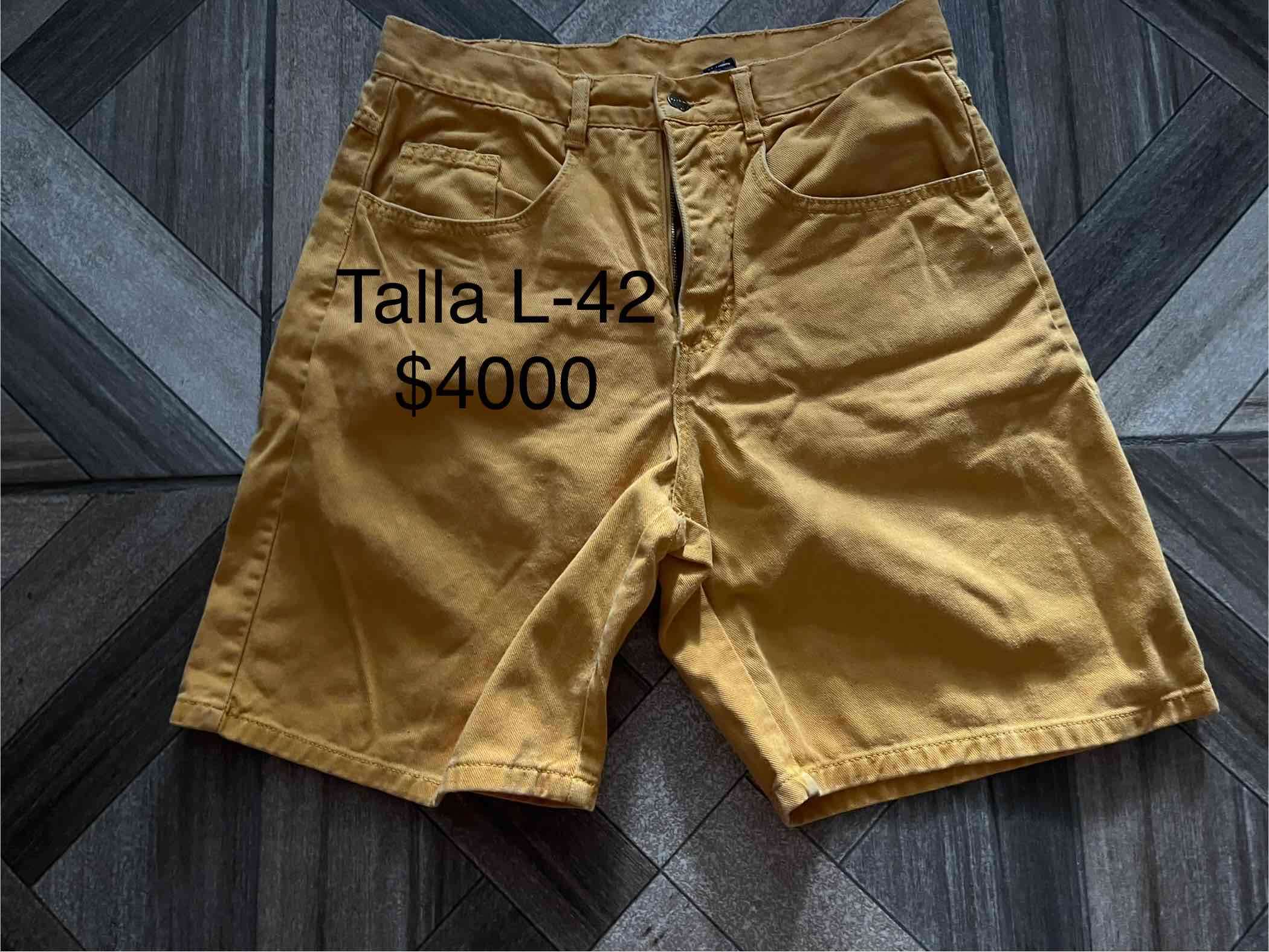 Shorts amarillos talla L