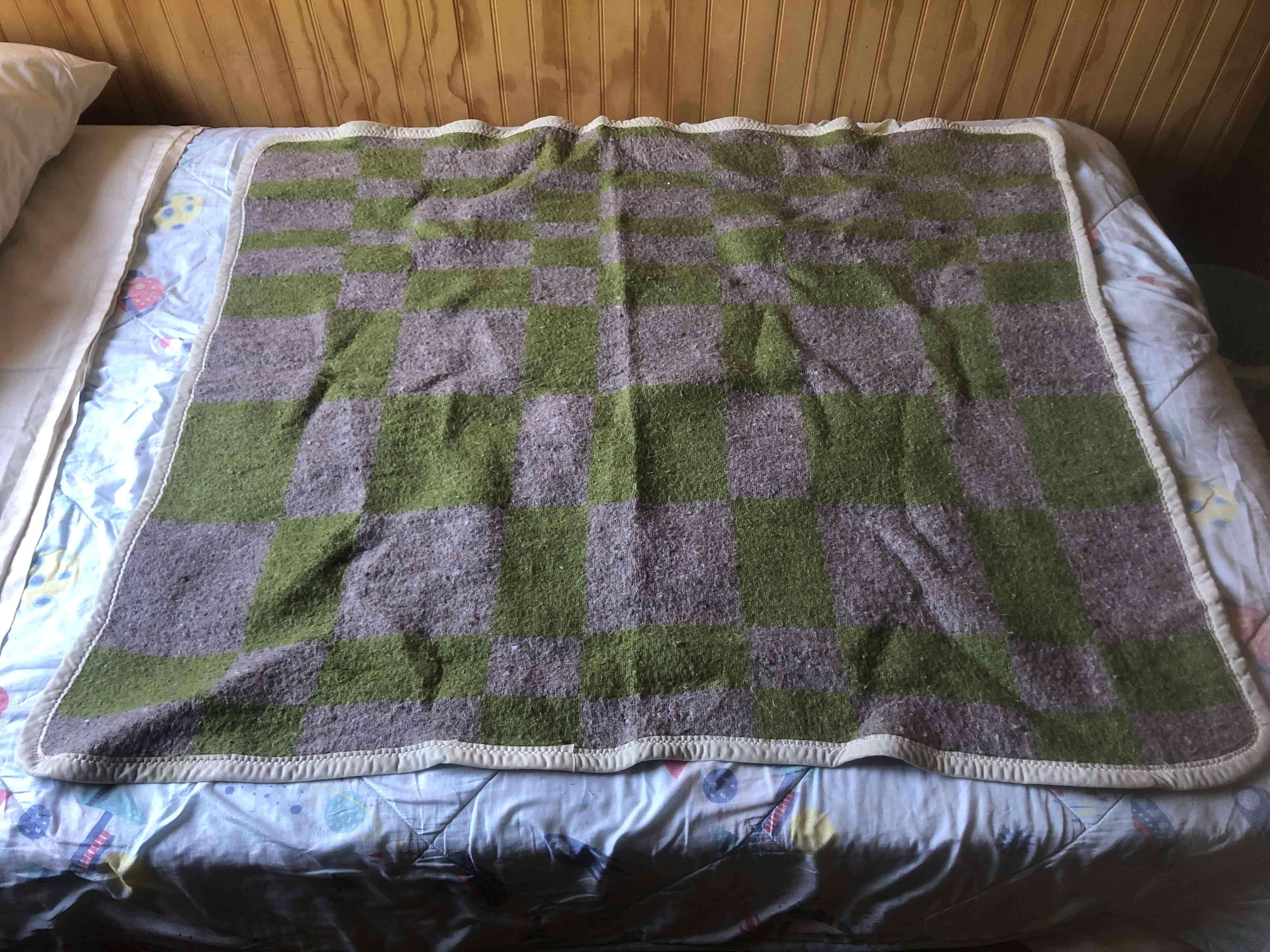 Manta a cuadros verde y gris - miniatura 2