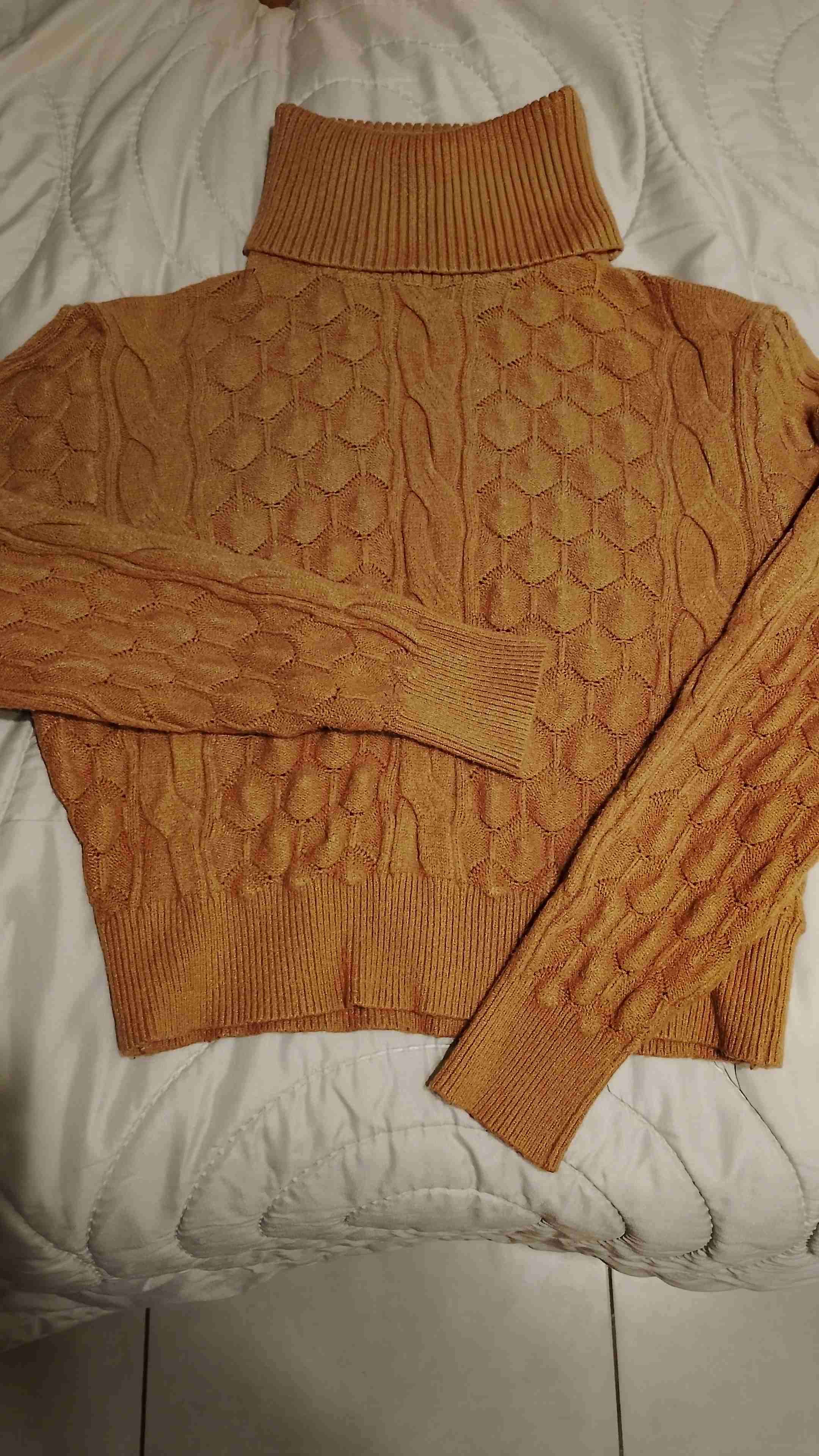 Sweater de lana marrón