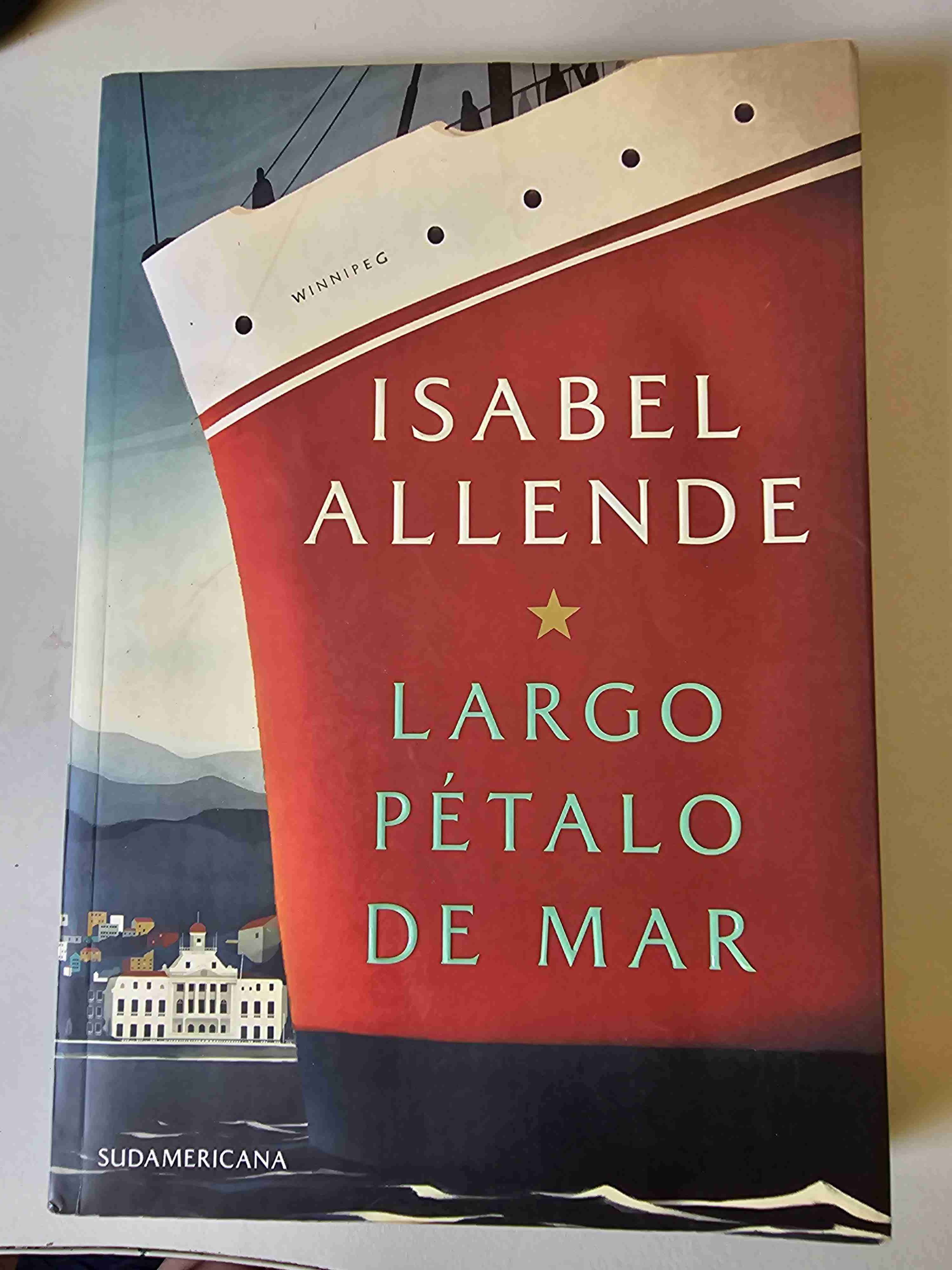 Libro 'Largo pétalo de mar'