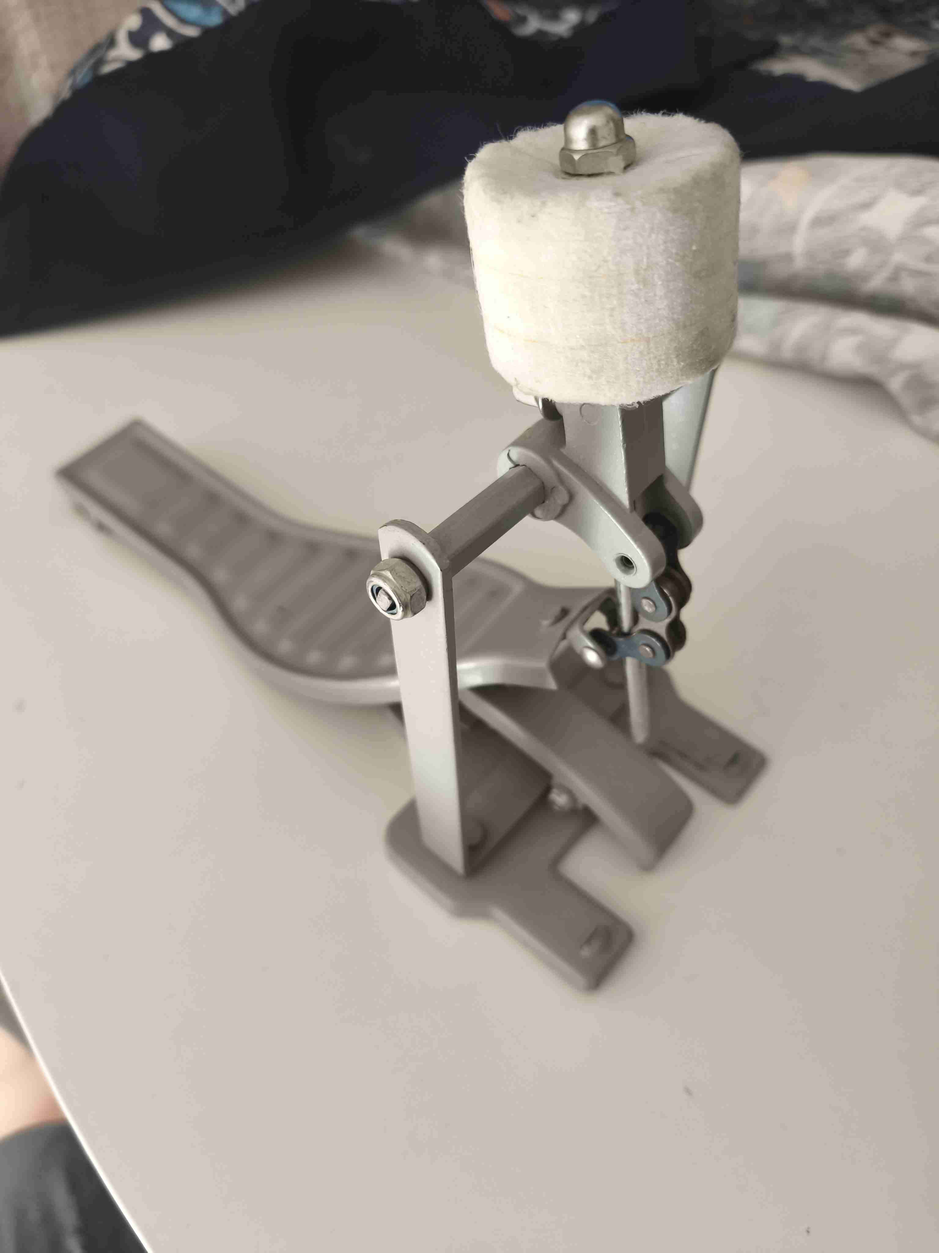 Pedal de bombo para batería