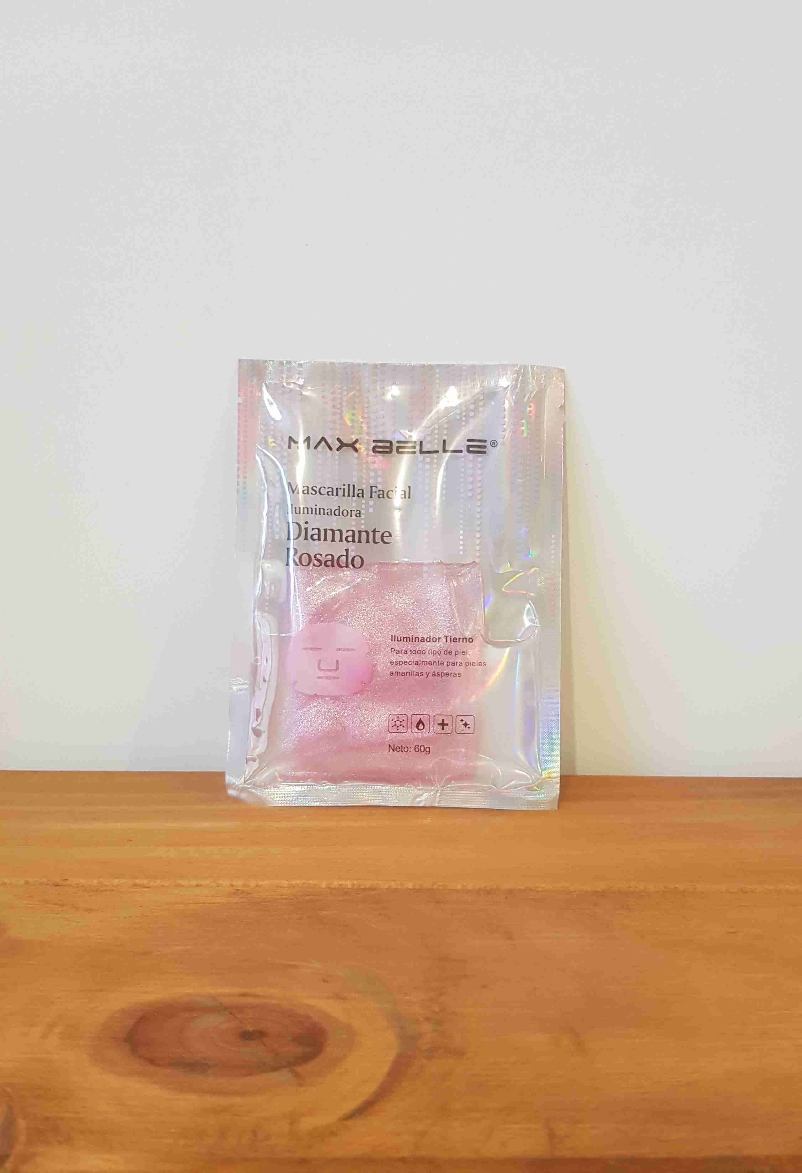 Mascarilla facial diamante rosada y otras
