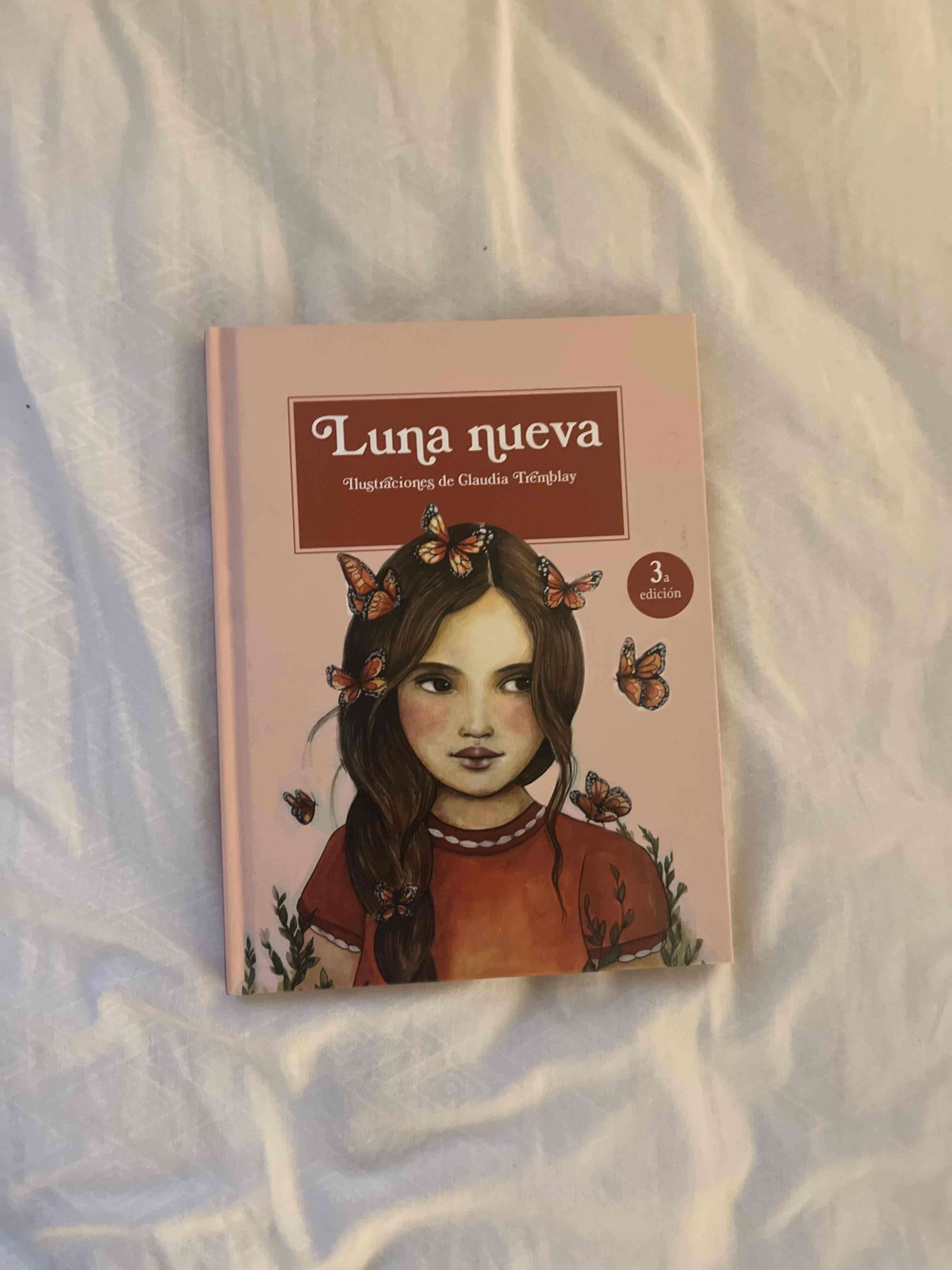 Libro Luna Nueva ilustrado (menarca)