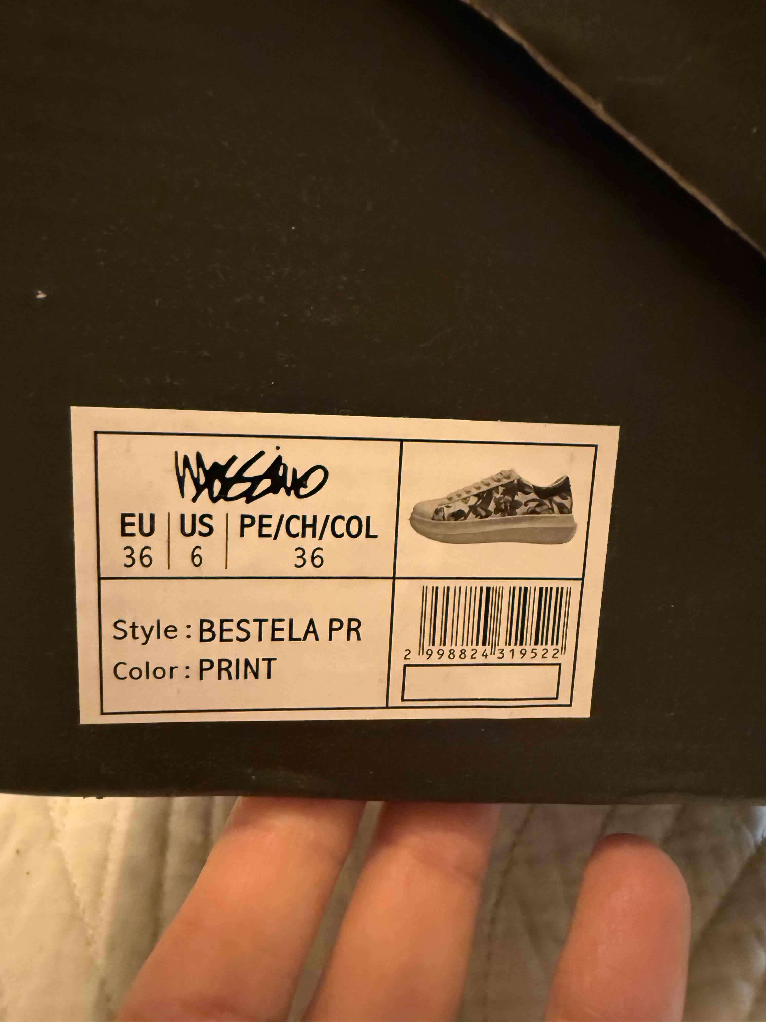 Zapatillas blancas Mossimo Talla 36 - miniatura 2