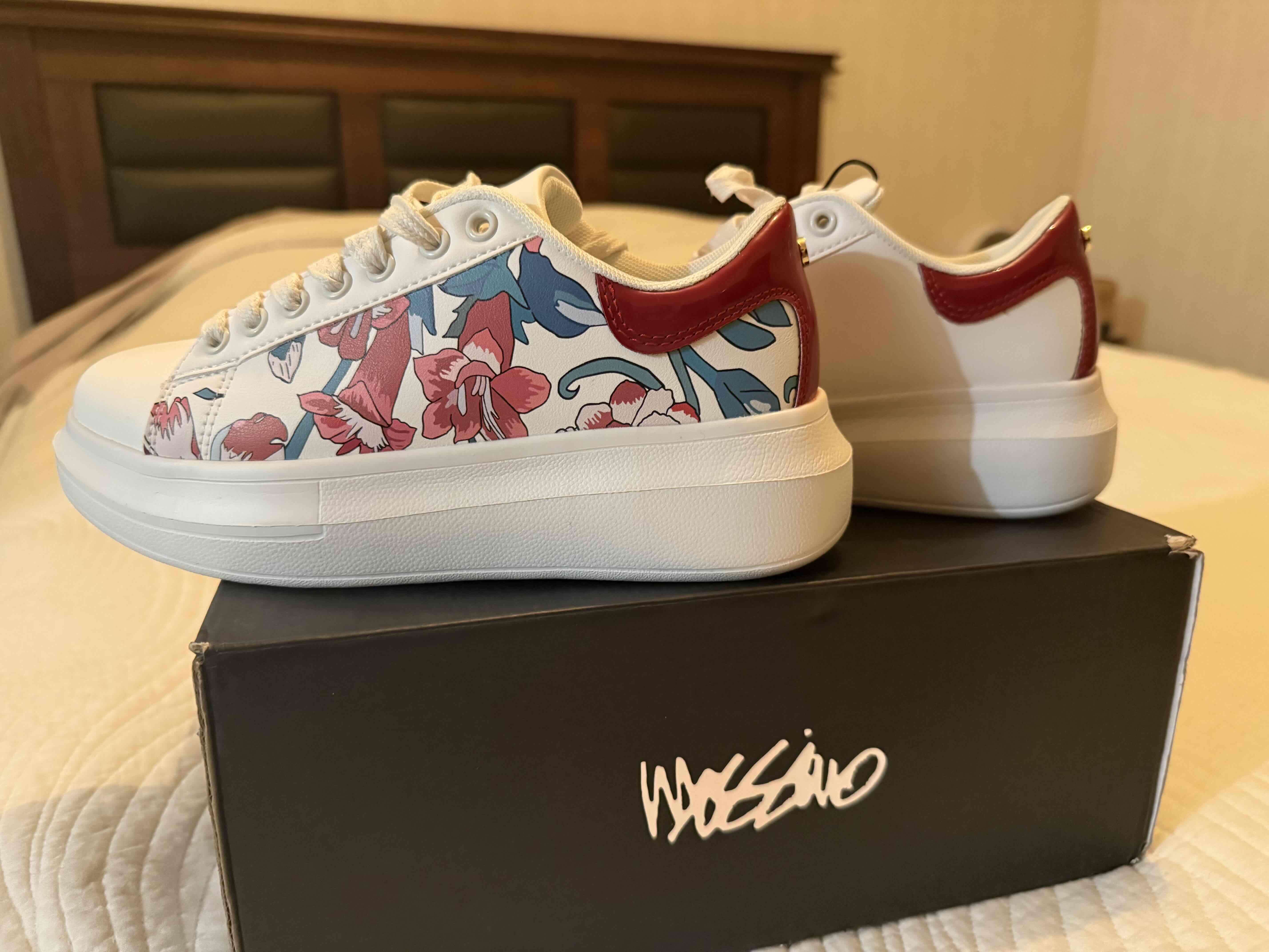 Zapatillas blancas Mossimo Talla 36 - miniatura 3