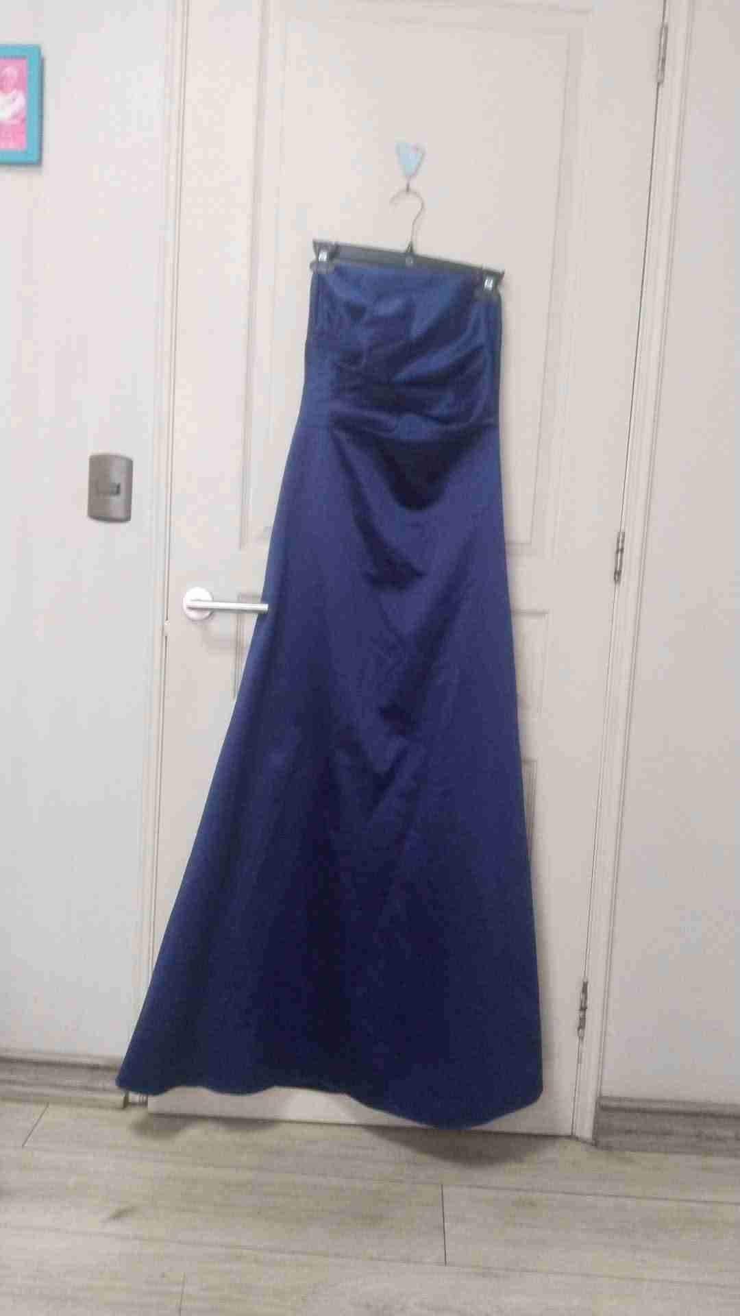 Vestido largo azul elegante