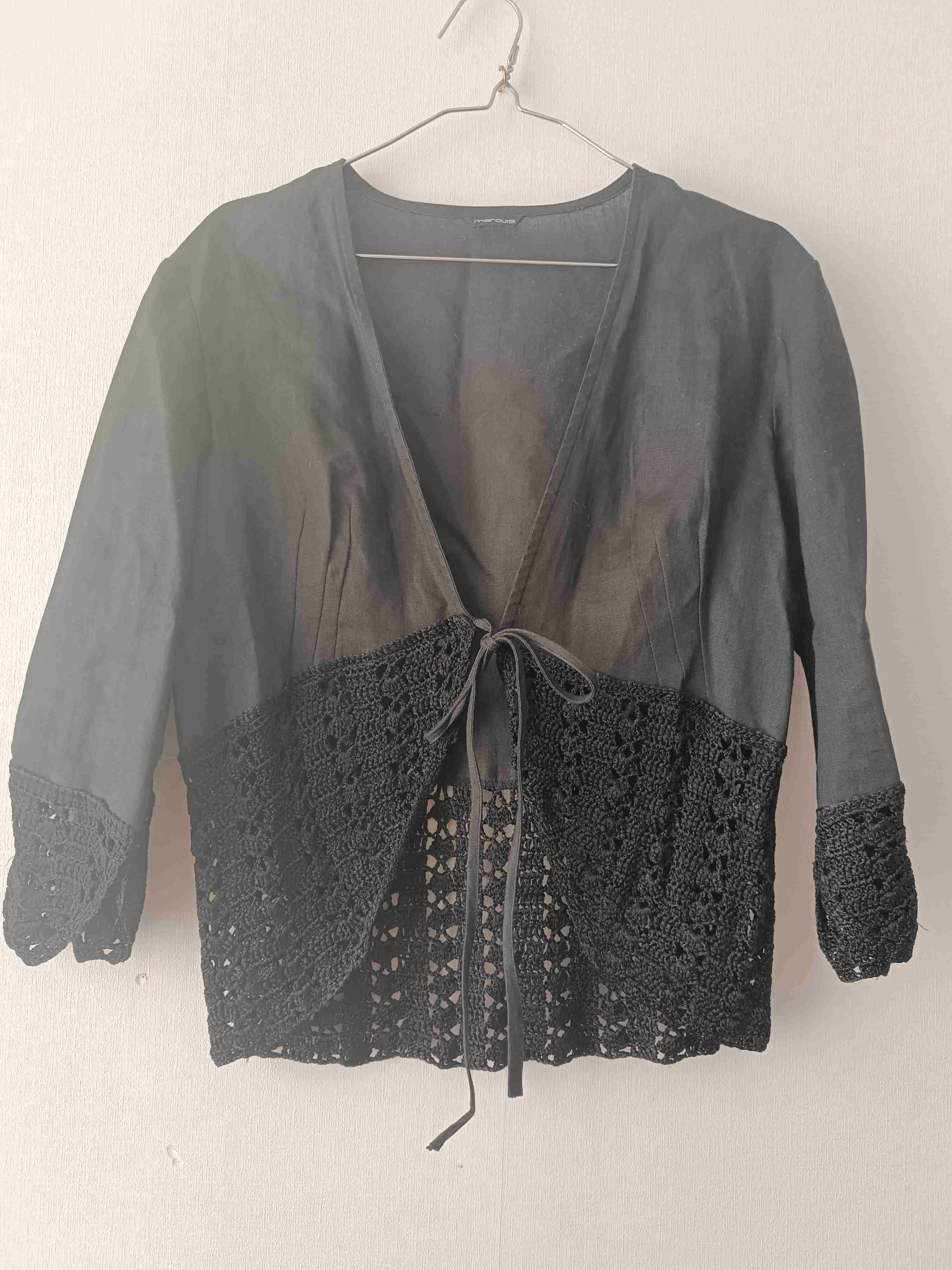 Bolero negro de encaje