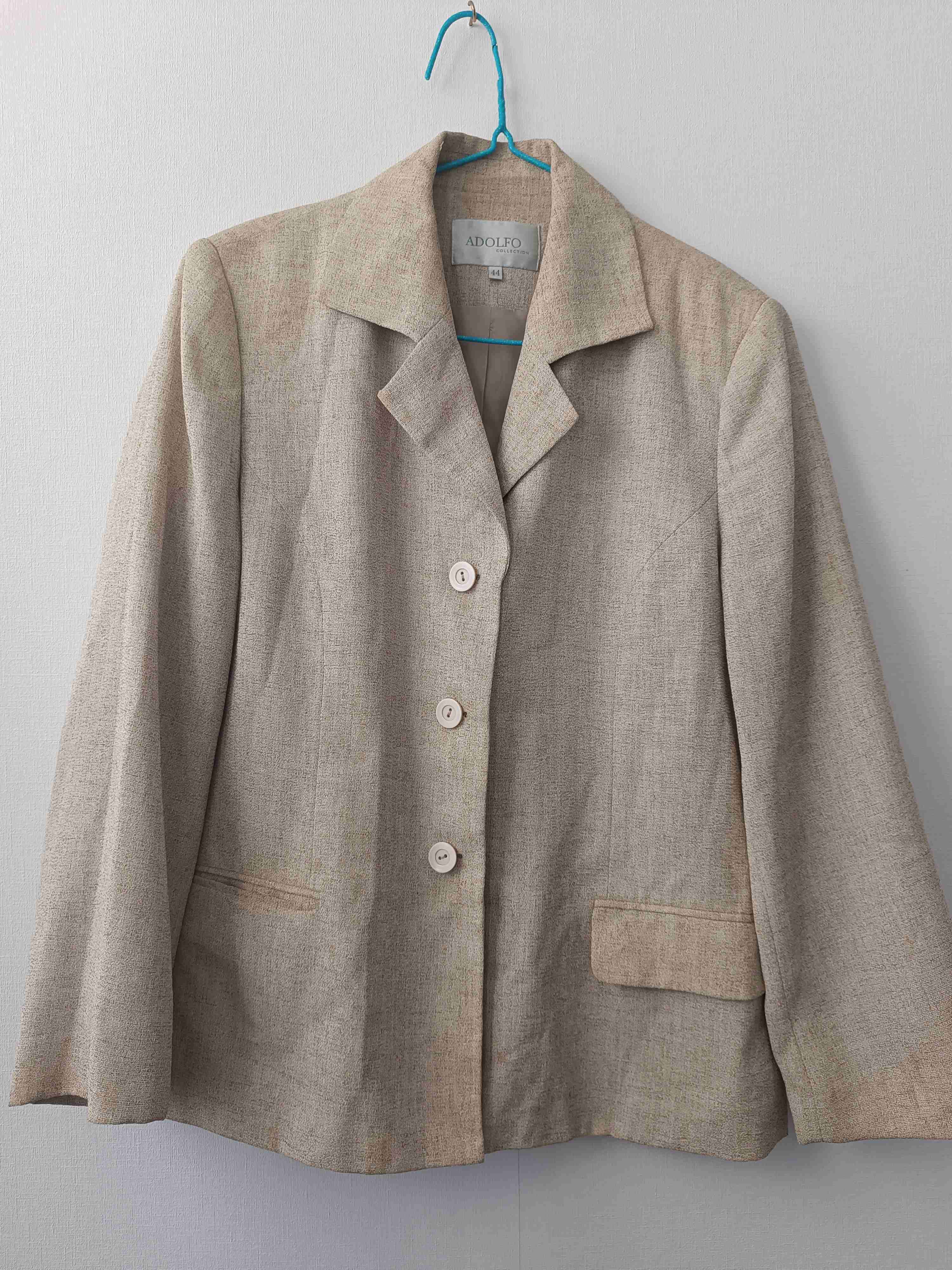 Blazer beige para mujer