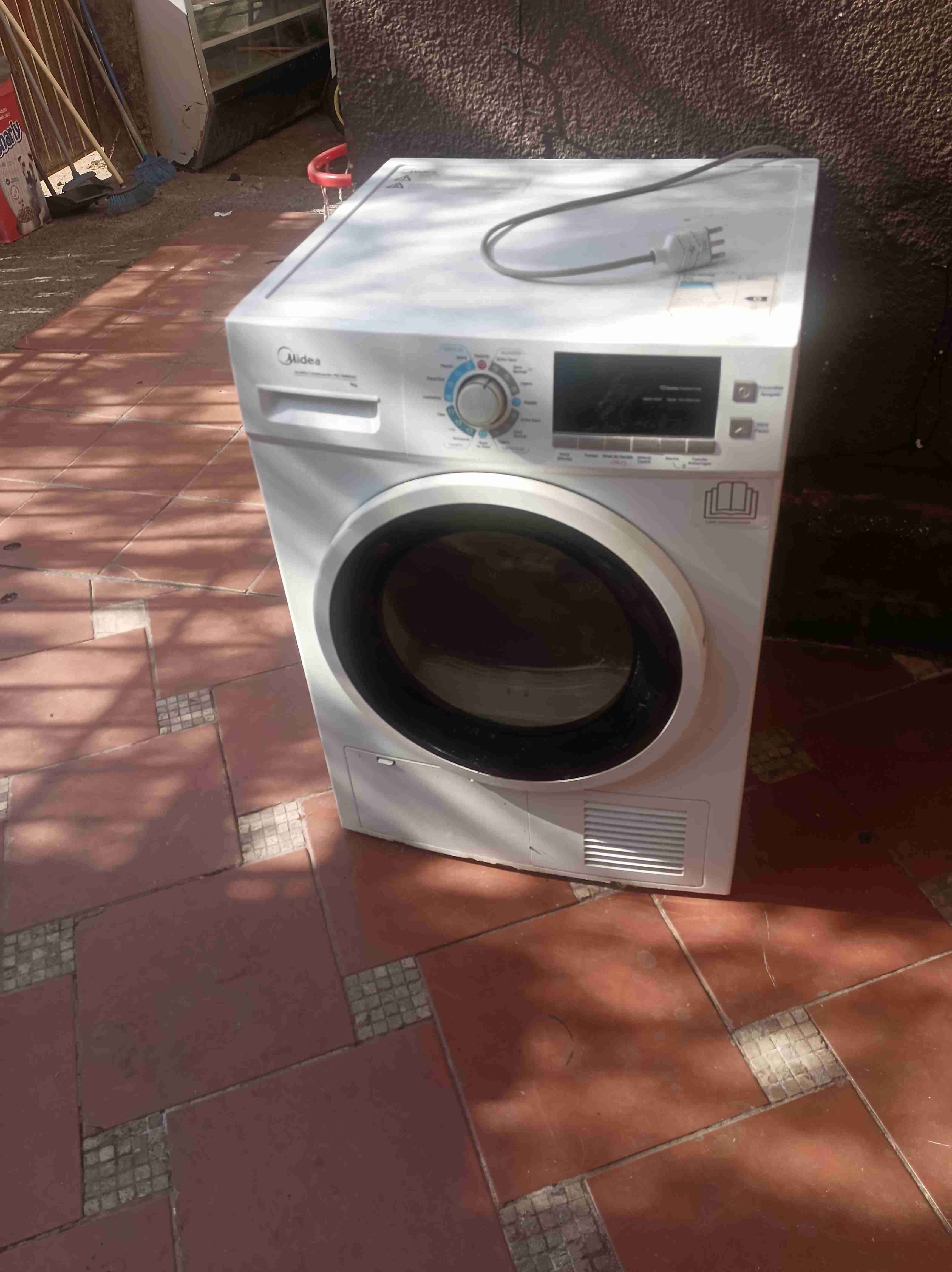 Secadora funcionando impecable - miniatura 2