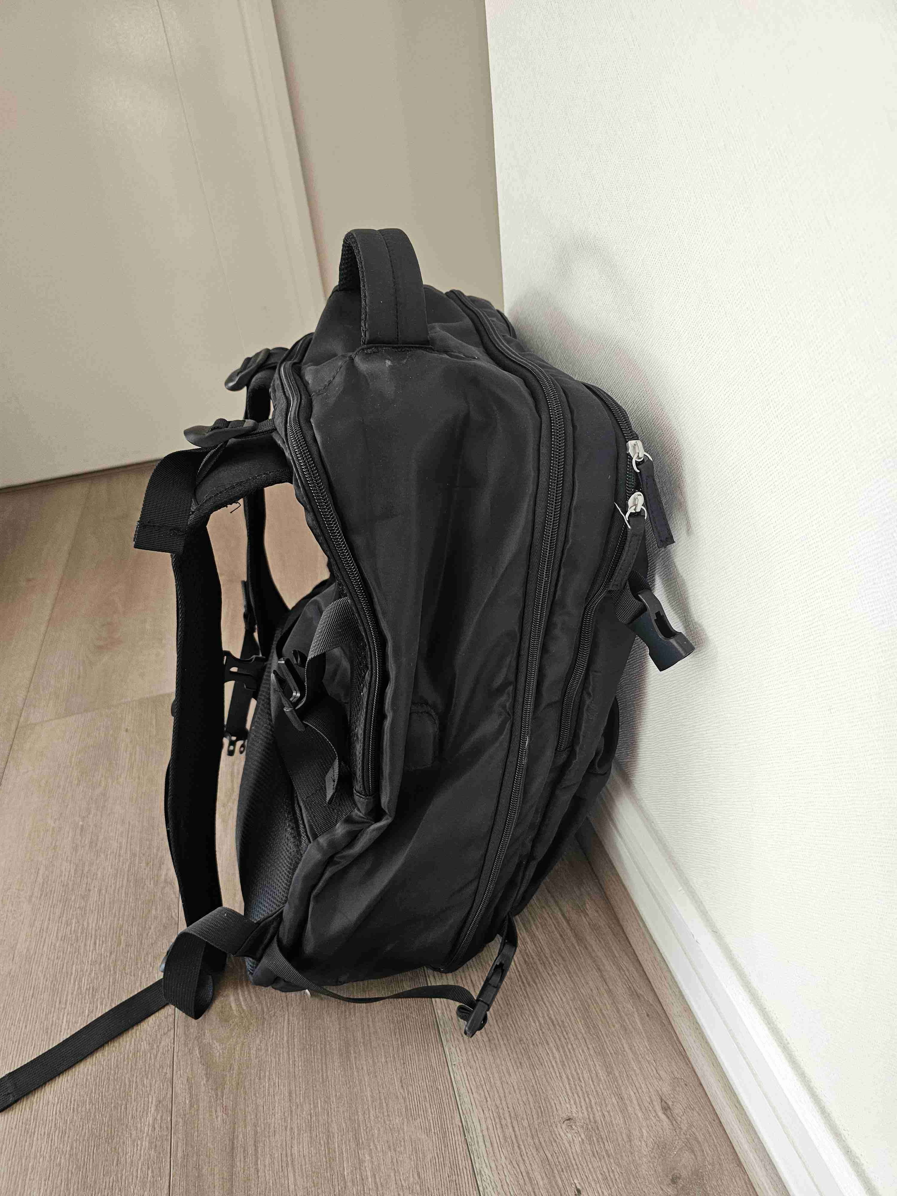 Mochila negra grande - miniatura 3