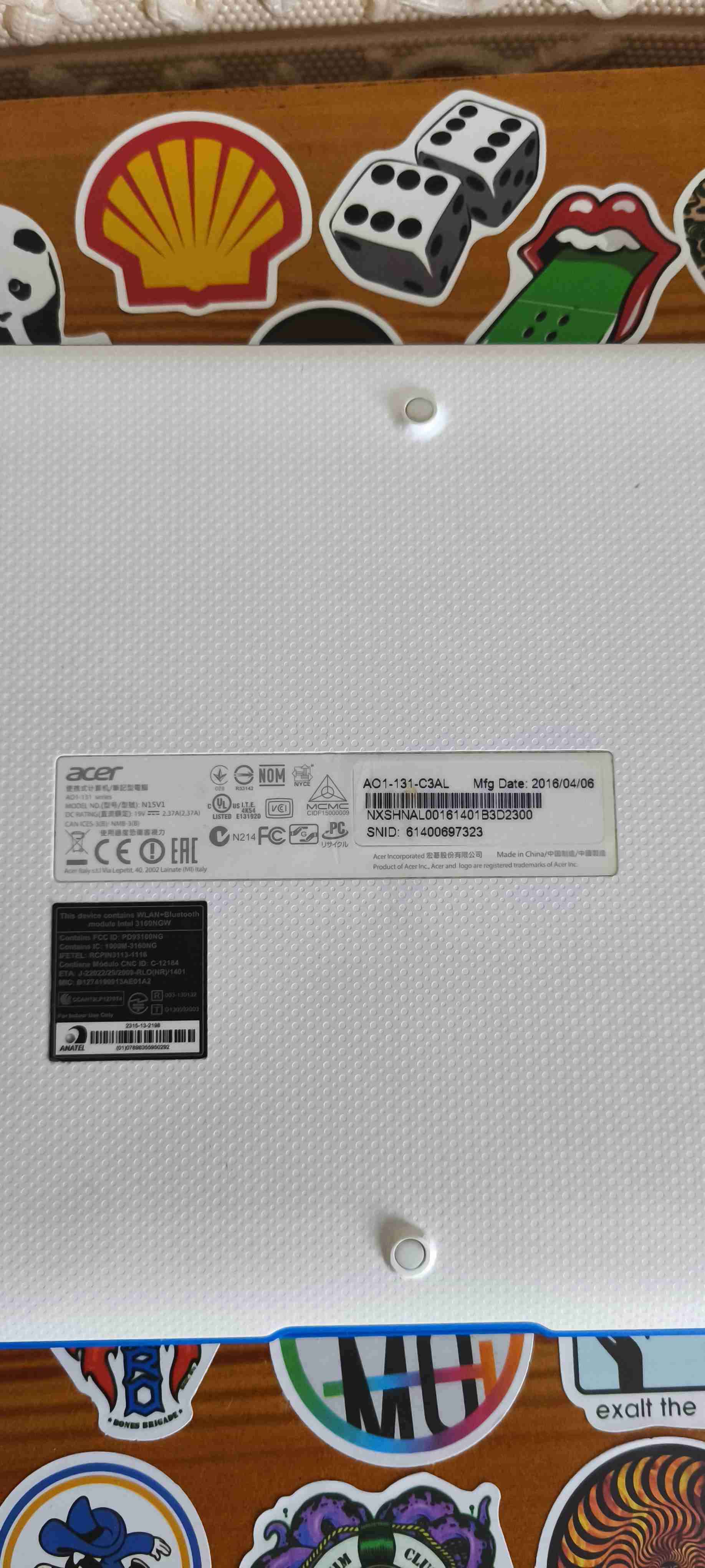 Notebook Acer azul usado - miniatura 3