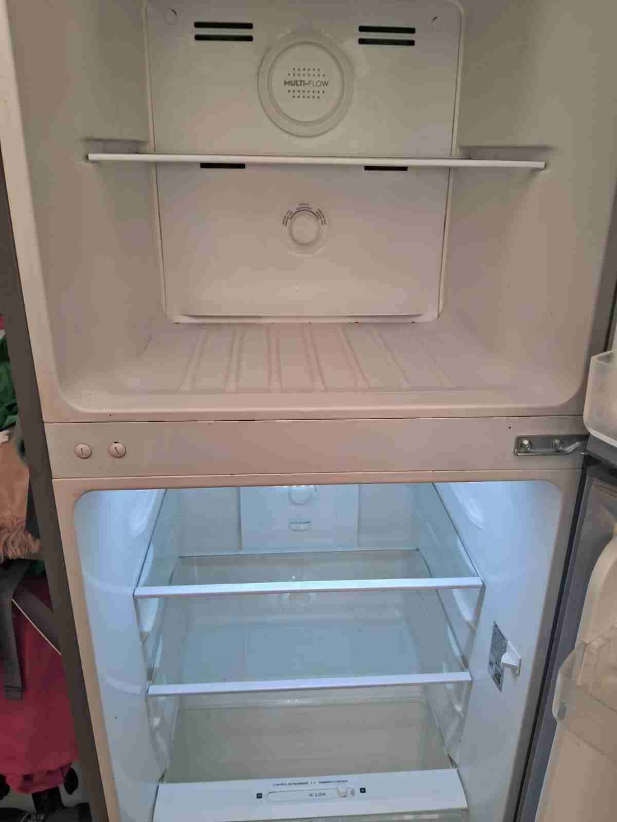 Refrigerador Madensa plateado - miniatura 6