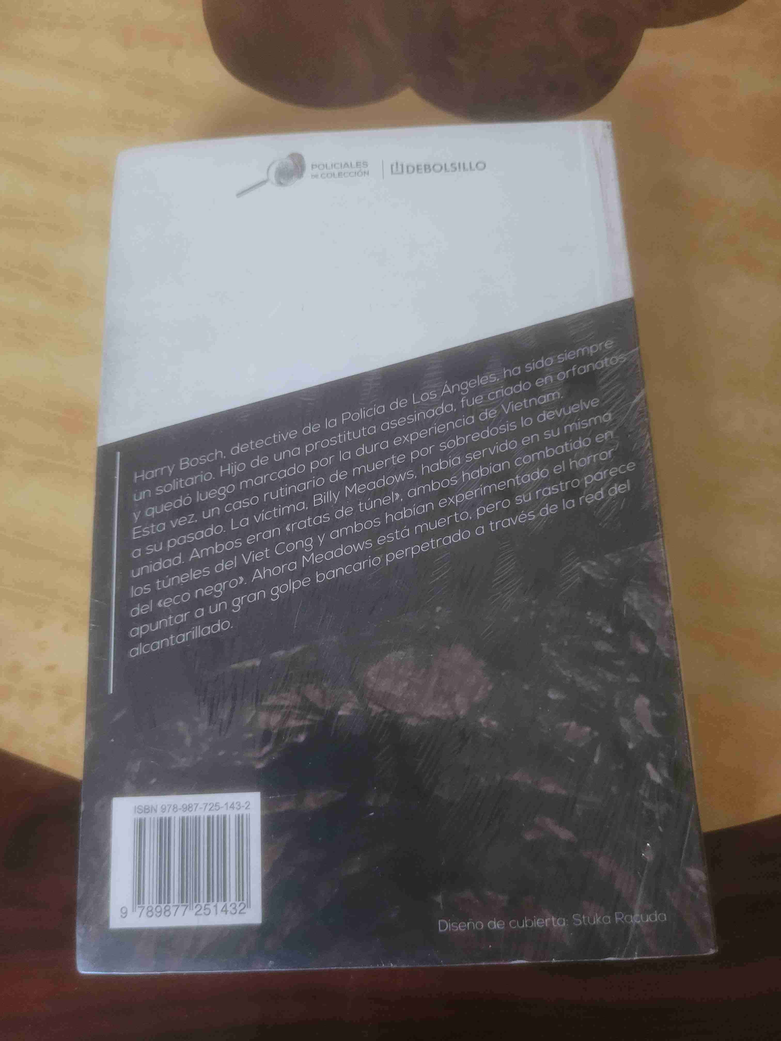 Libro 'El Eco Negro' nuevo - miniatura 2