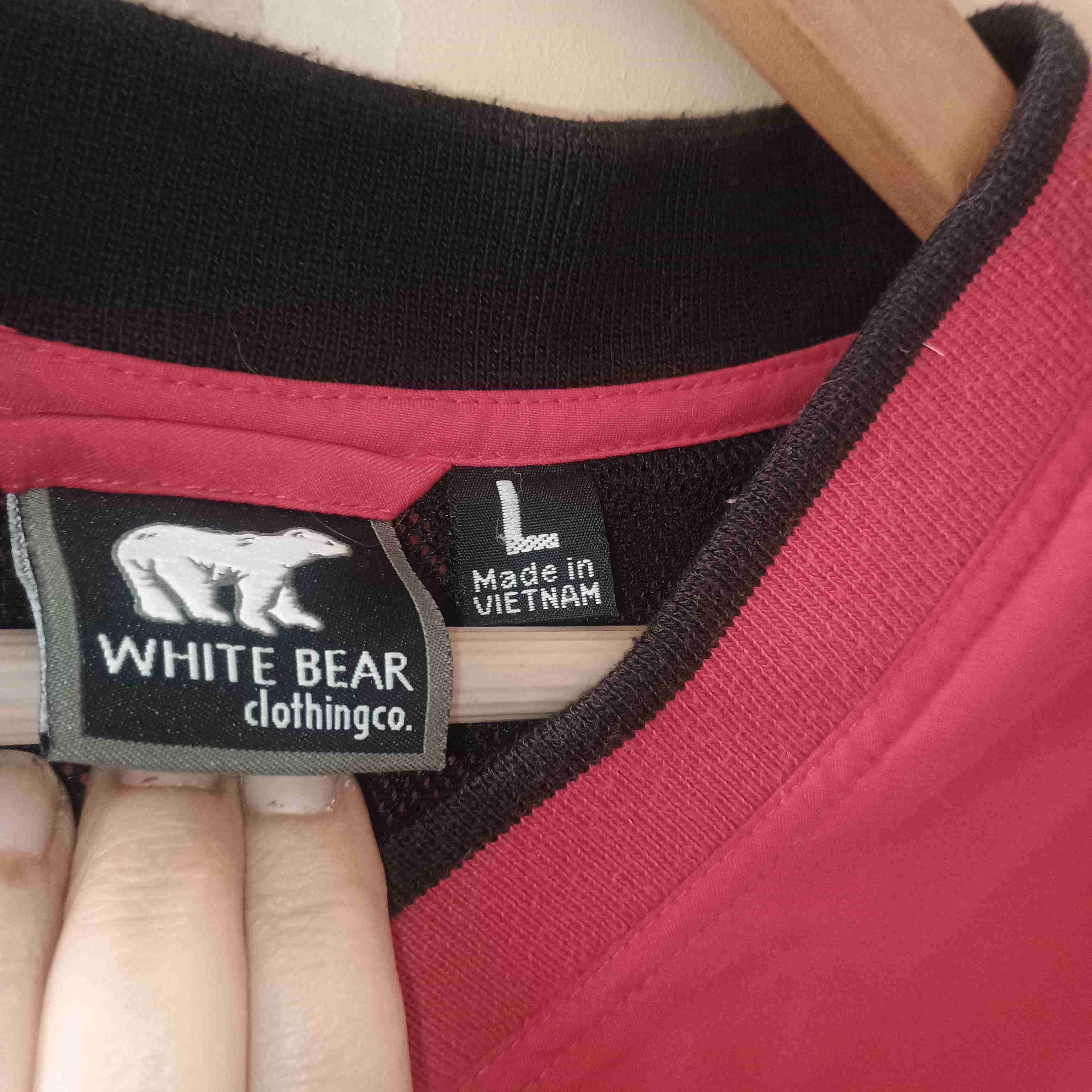 Cortavientos rojo de cuello en V - miniatura 3