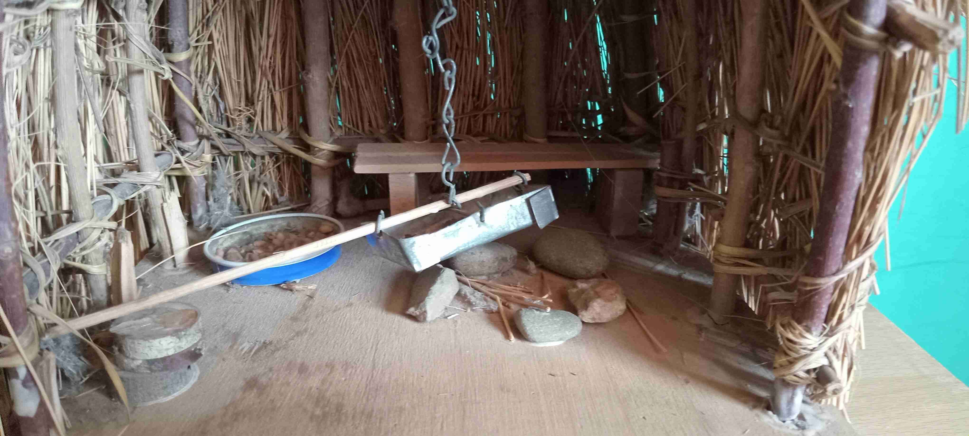 Ruca con callana para tostar trigo a escala - miniatura 4