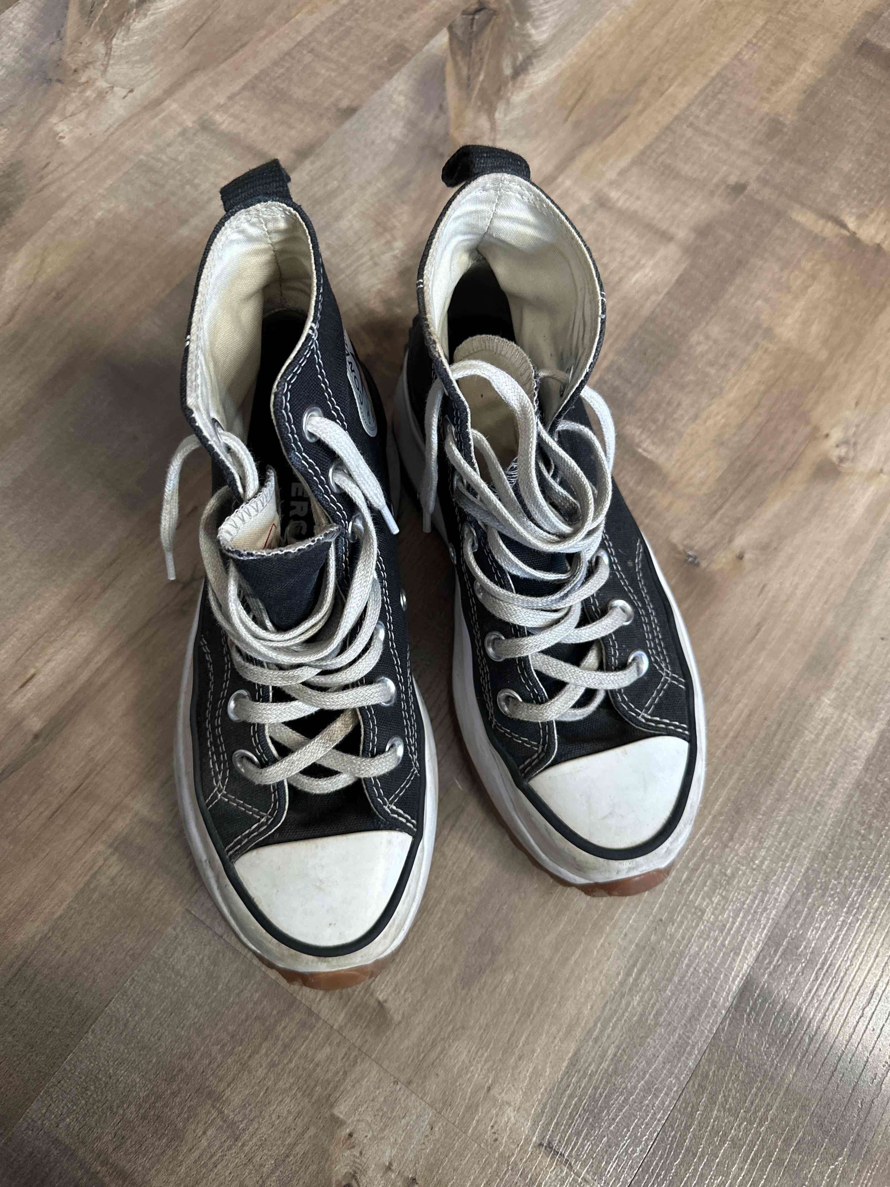 Zapatillas negras Converse