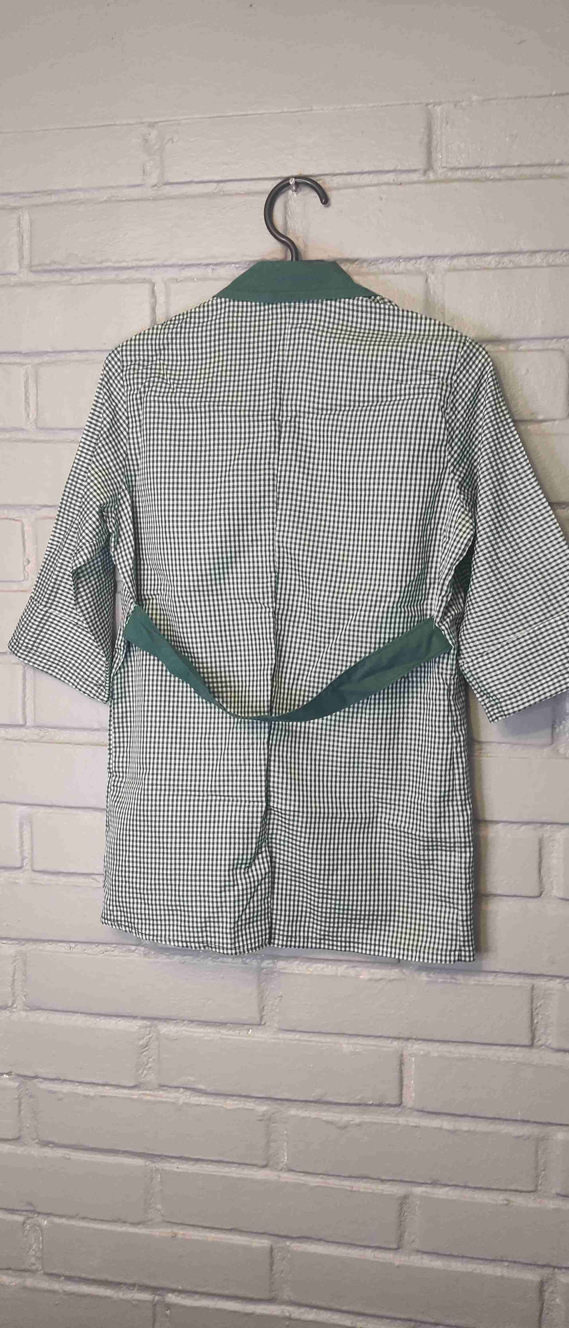Delantal escolar a cuadros verde talla 6-8