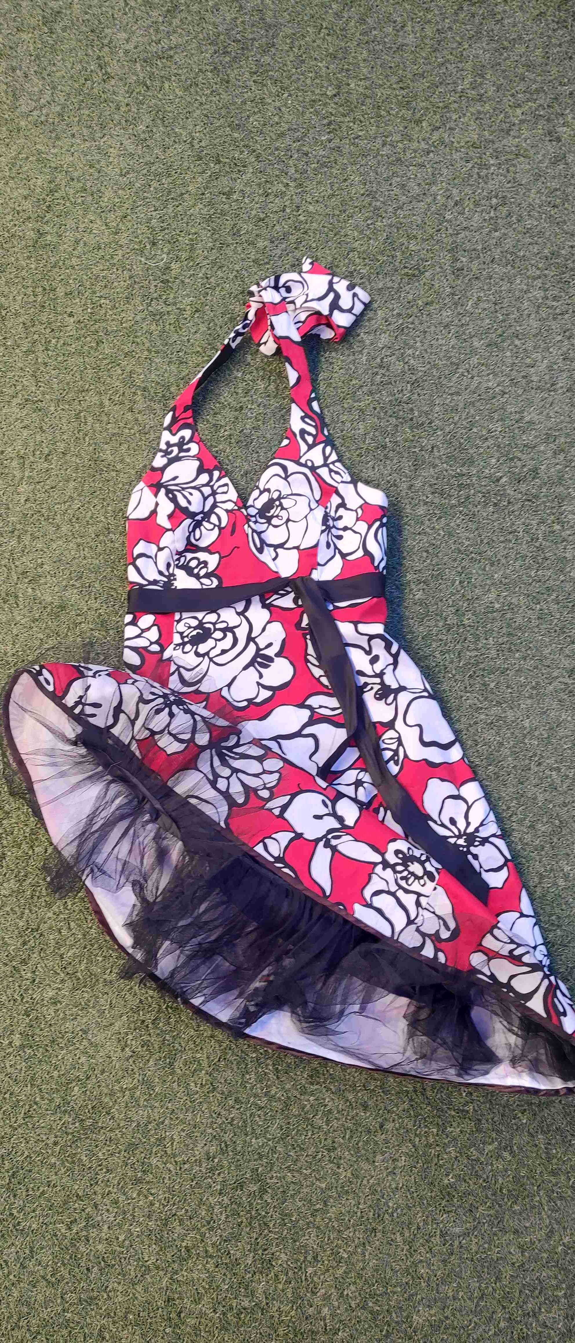 Vestido con flores grandes - miniatura 2