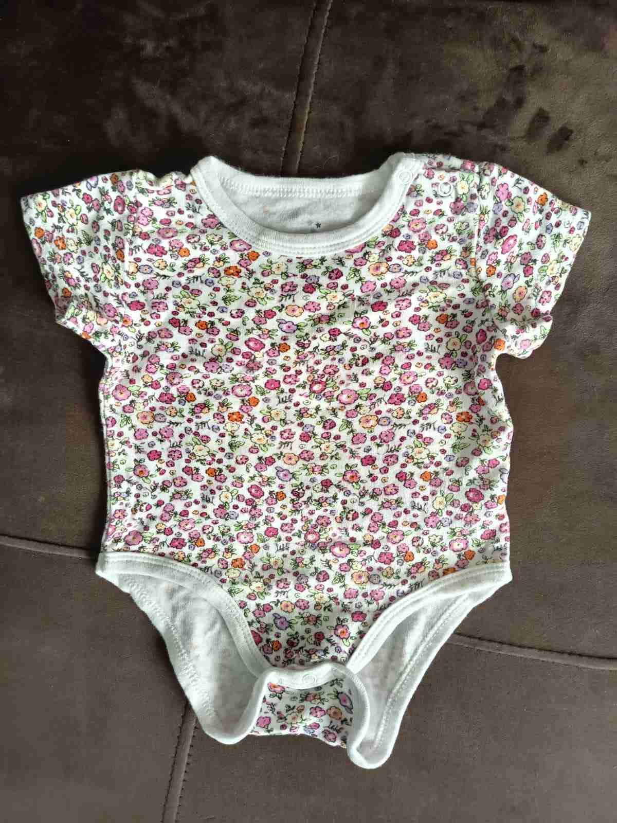 Lote de ropa desde 0 a 6 meses - miniatura 4