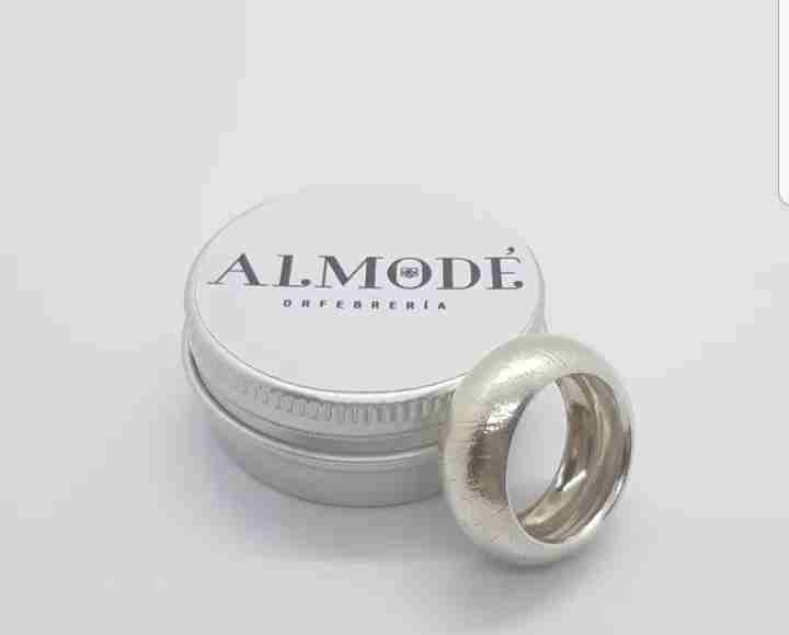 Anillo de plata bombé