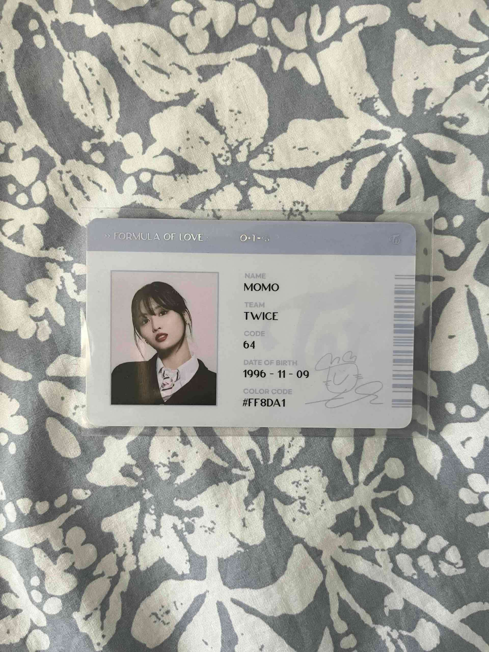 Photocard Identificación original Momo