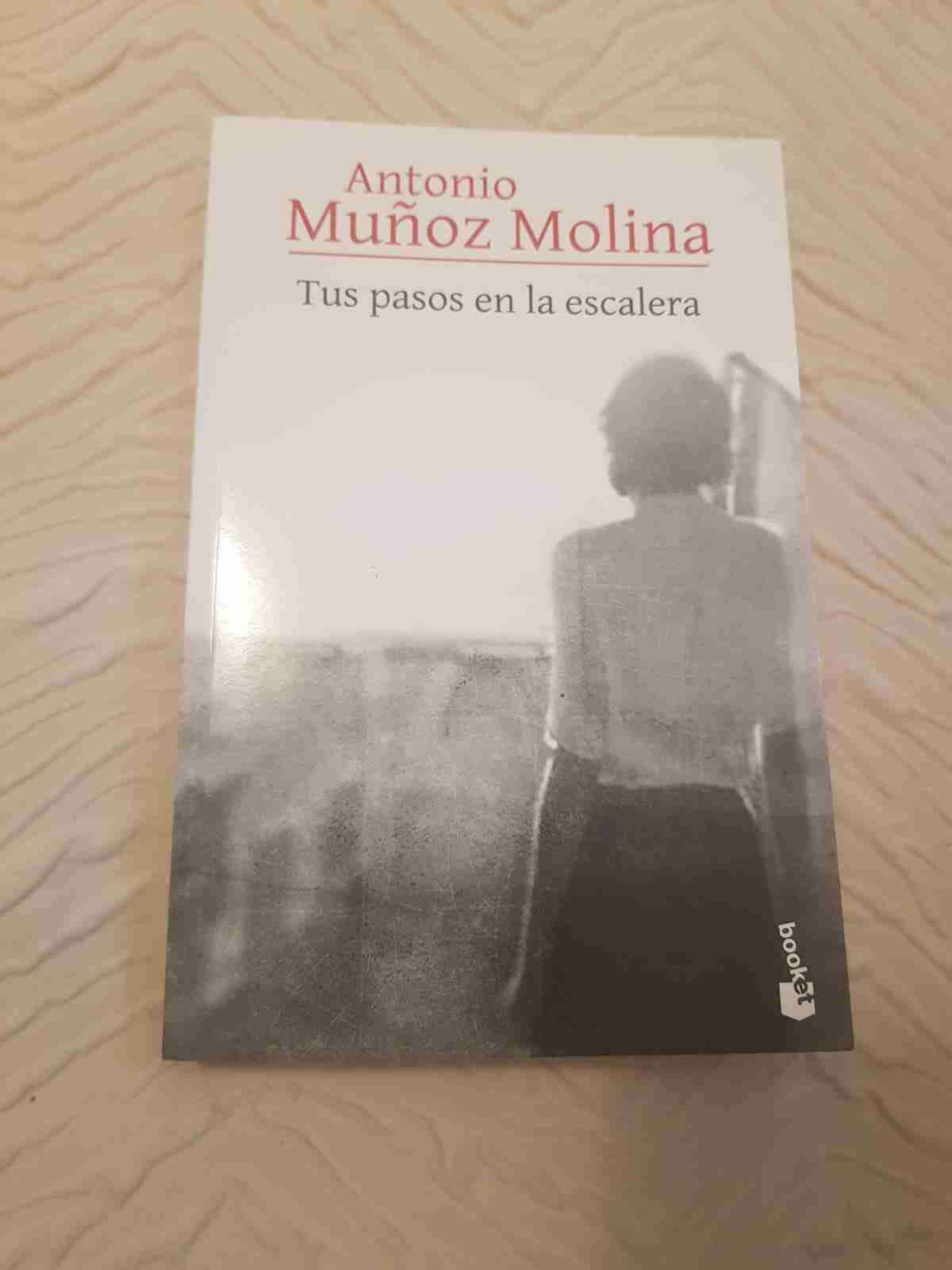 Libro 'Tus pasos en la escalera'