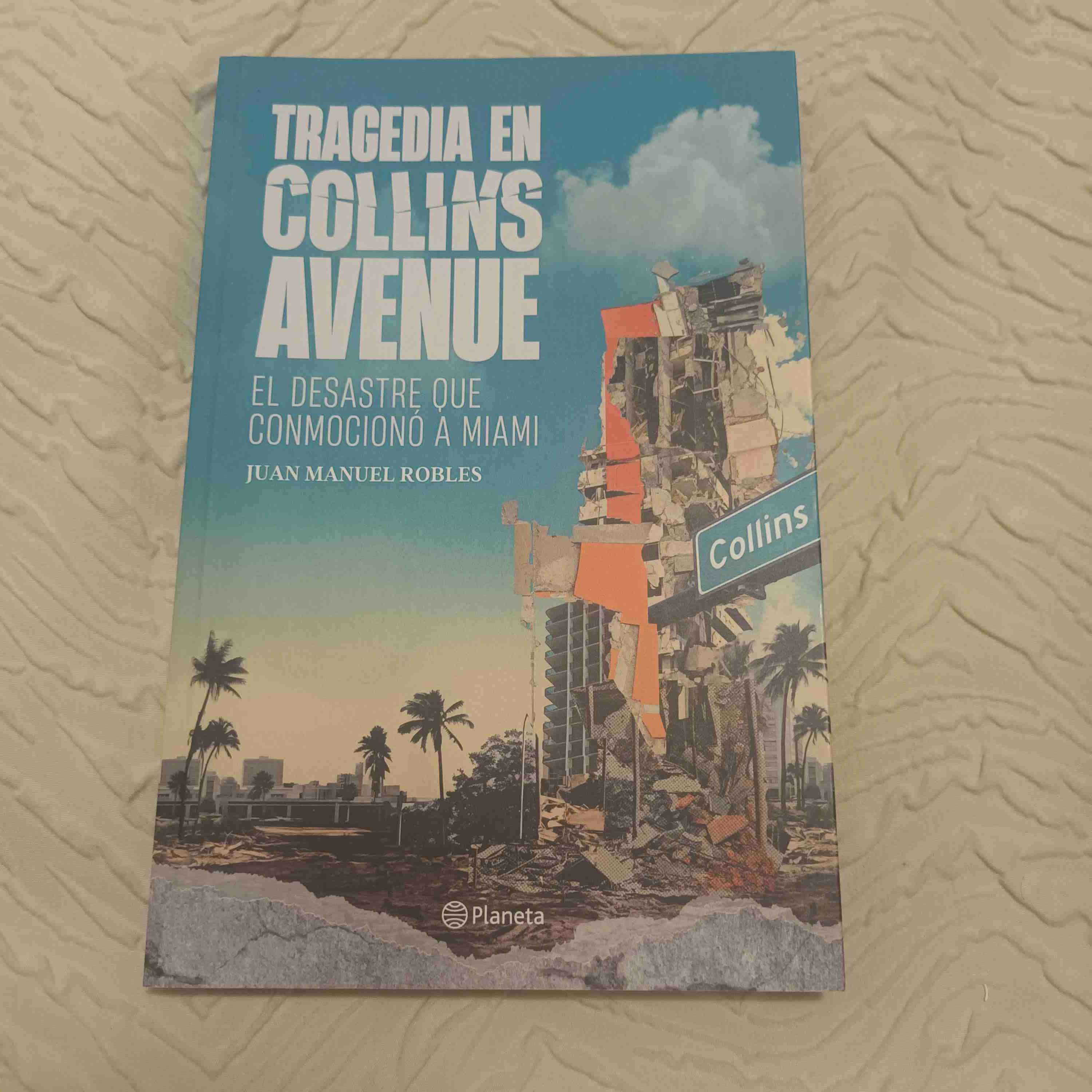 Libro 'Tragedia en Collins Avenue'
