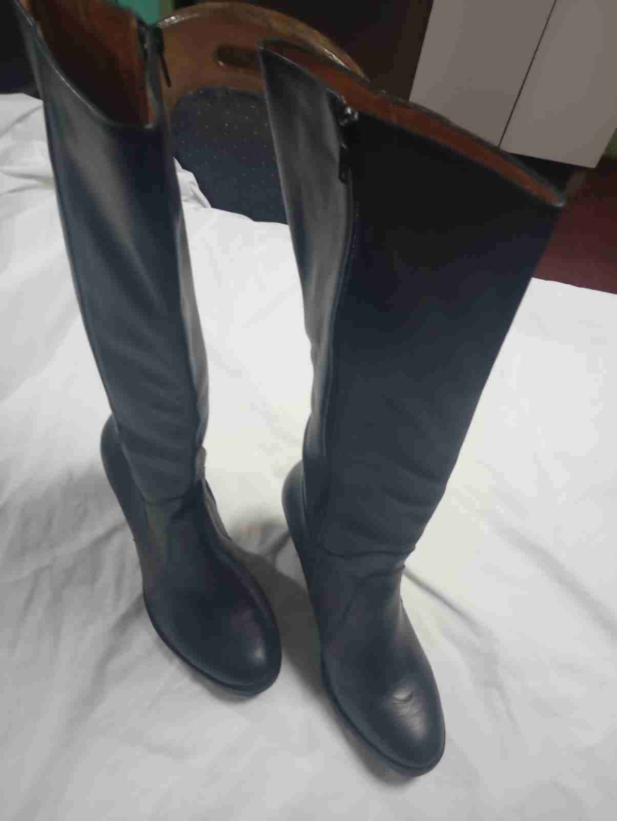 Botas negras 100%cuero fabricación chilena . - miniatura 4