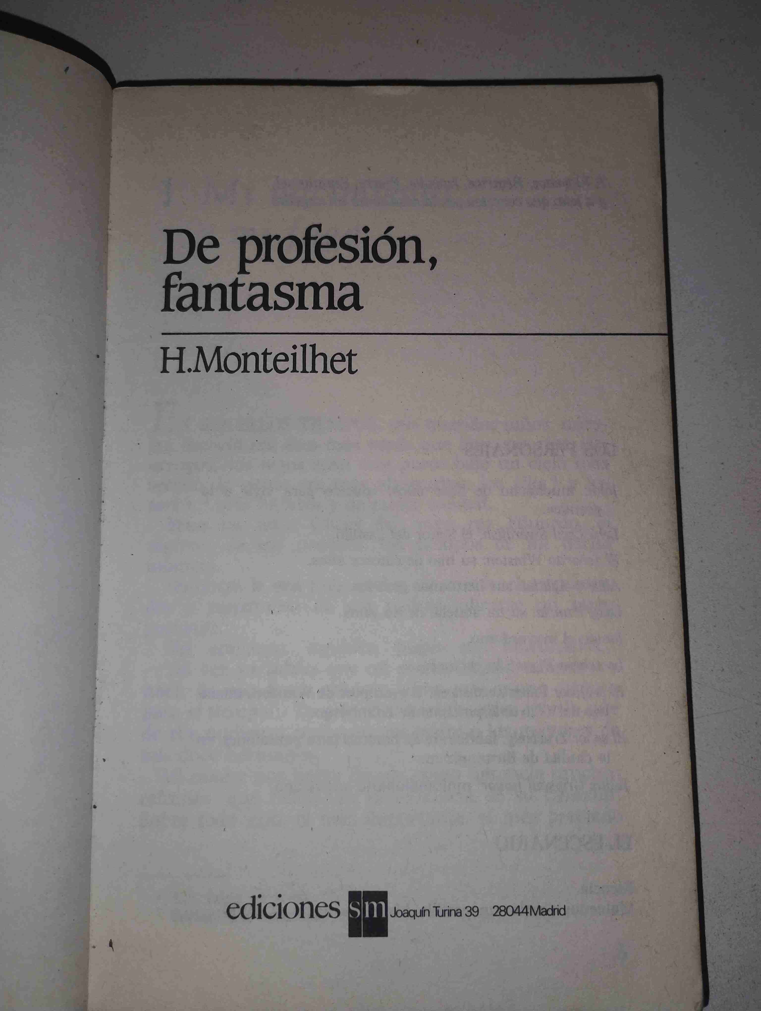Libro 'De profesión, fantasma' - miniatura 3