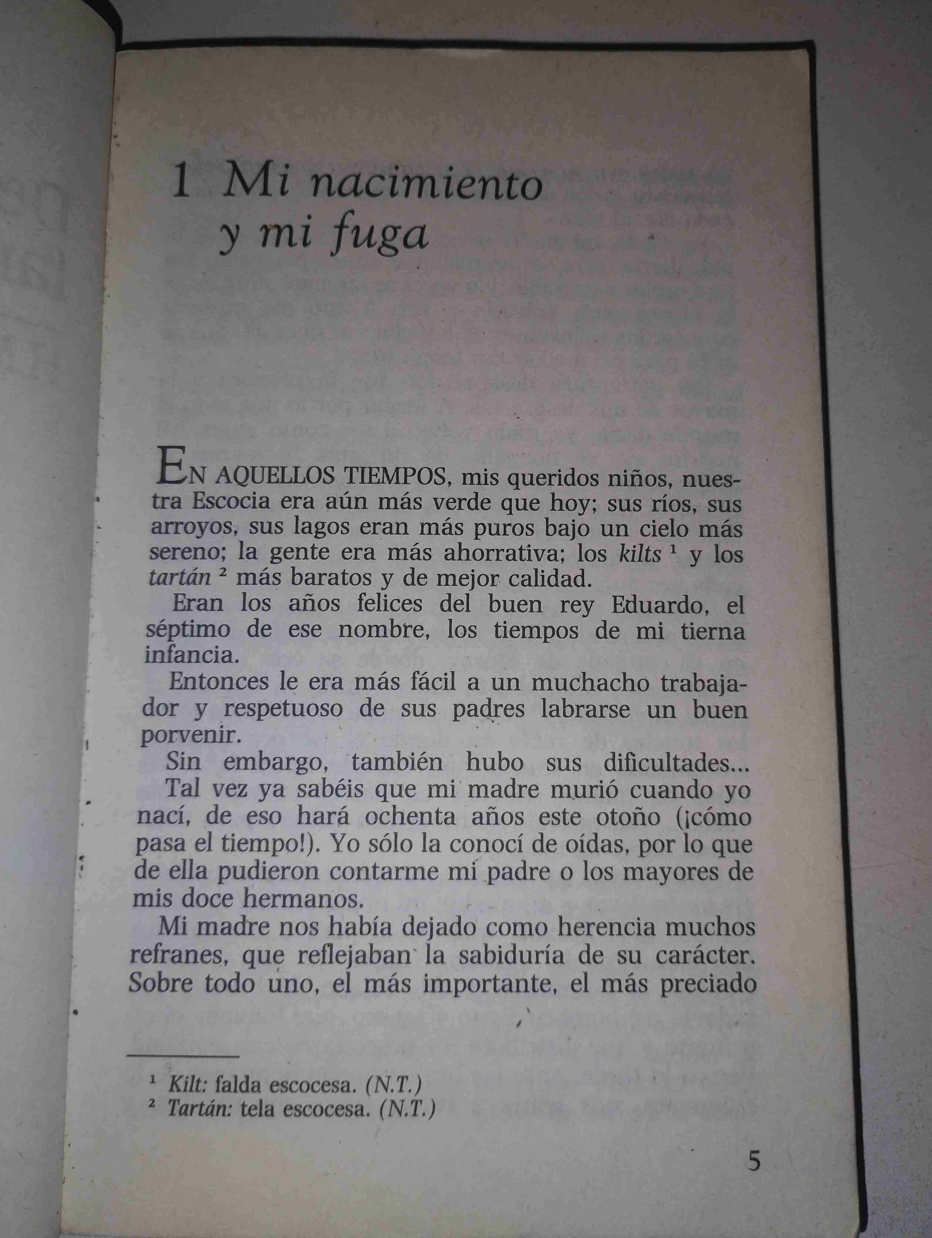 Libro 'De profesión, fantasma' - miniatura 4