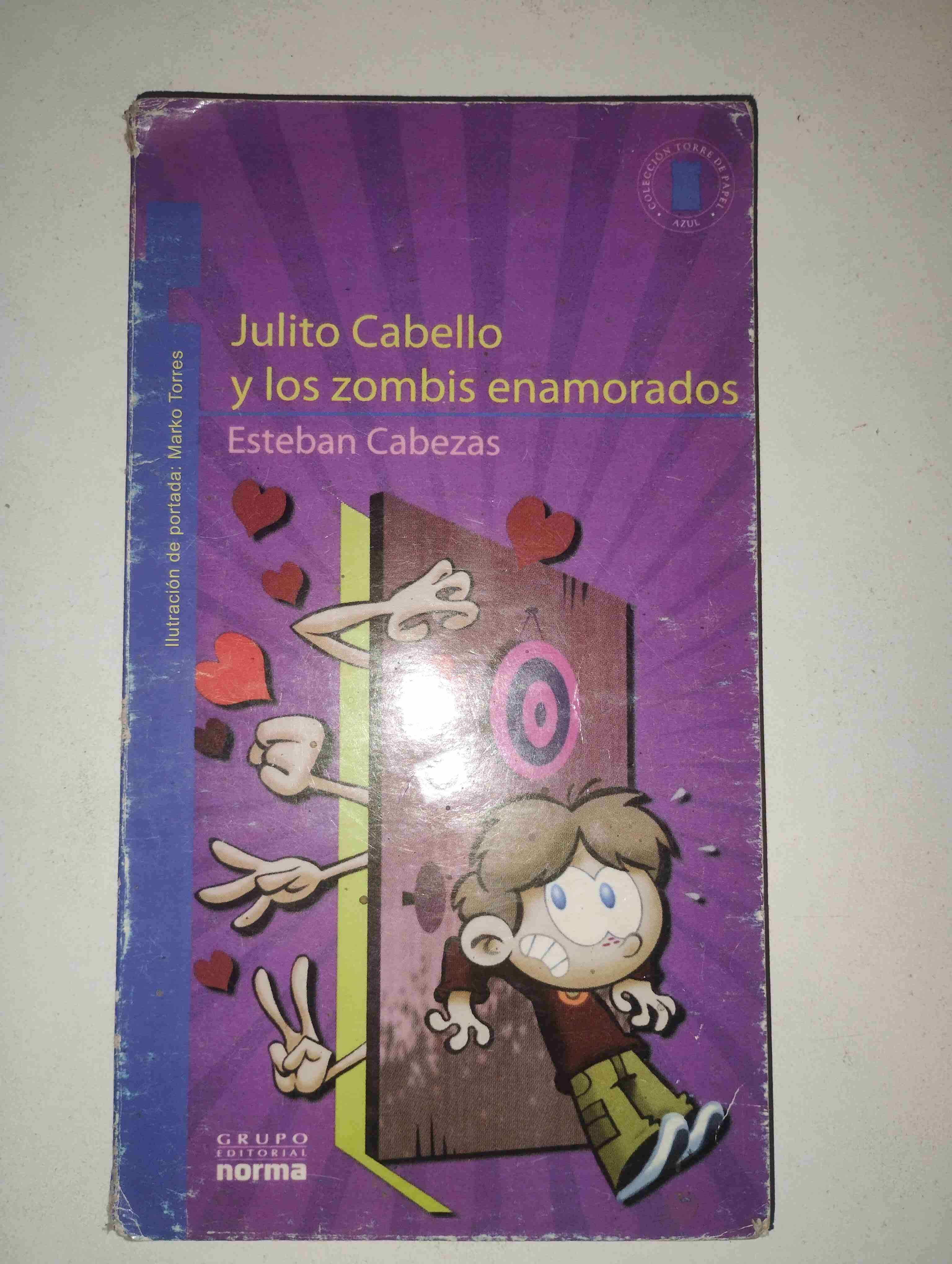Libro "Julito Cabello y los zombis enamorados"