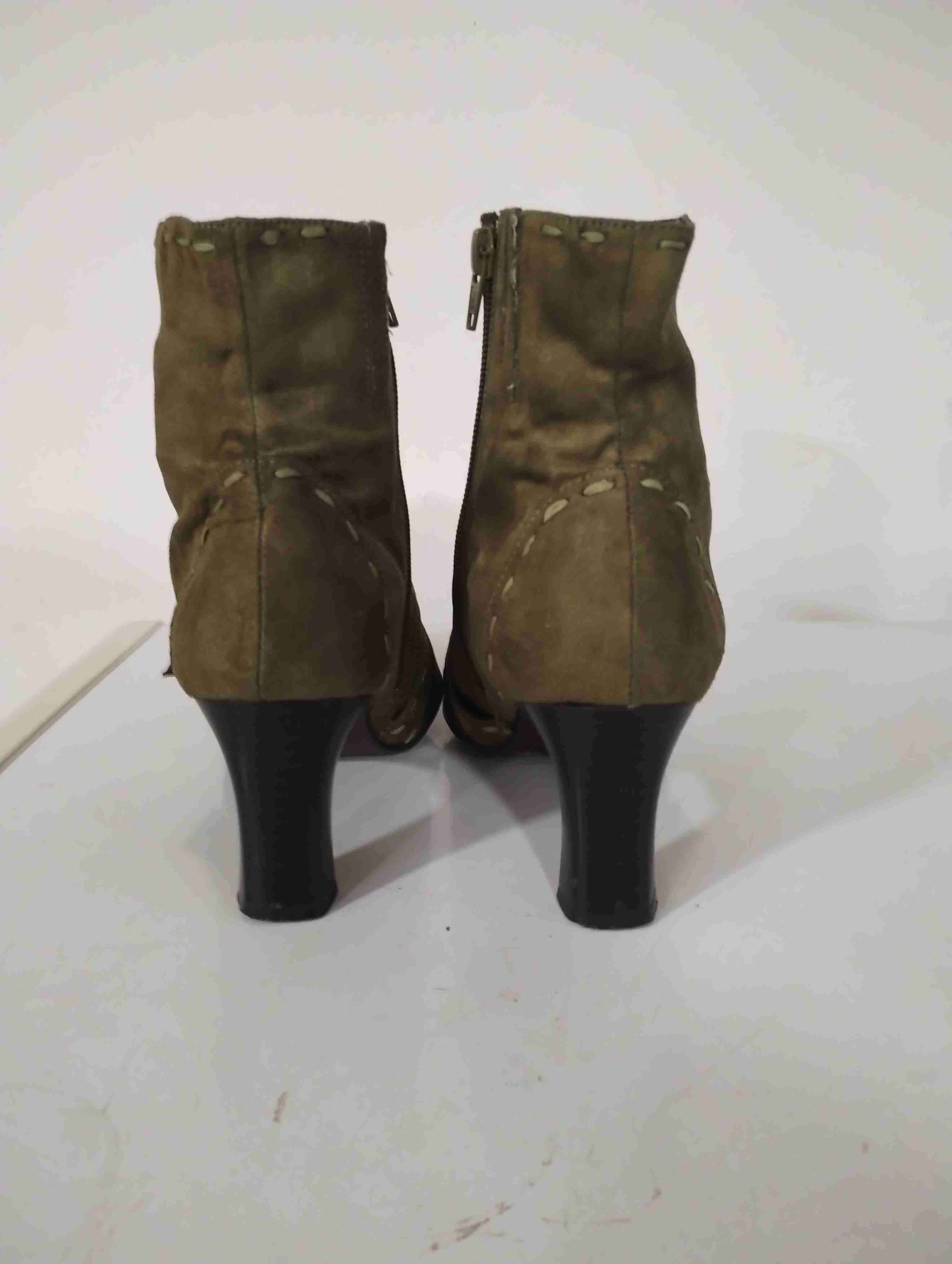 Botines verdes con hebillas - miniatura 2