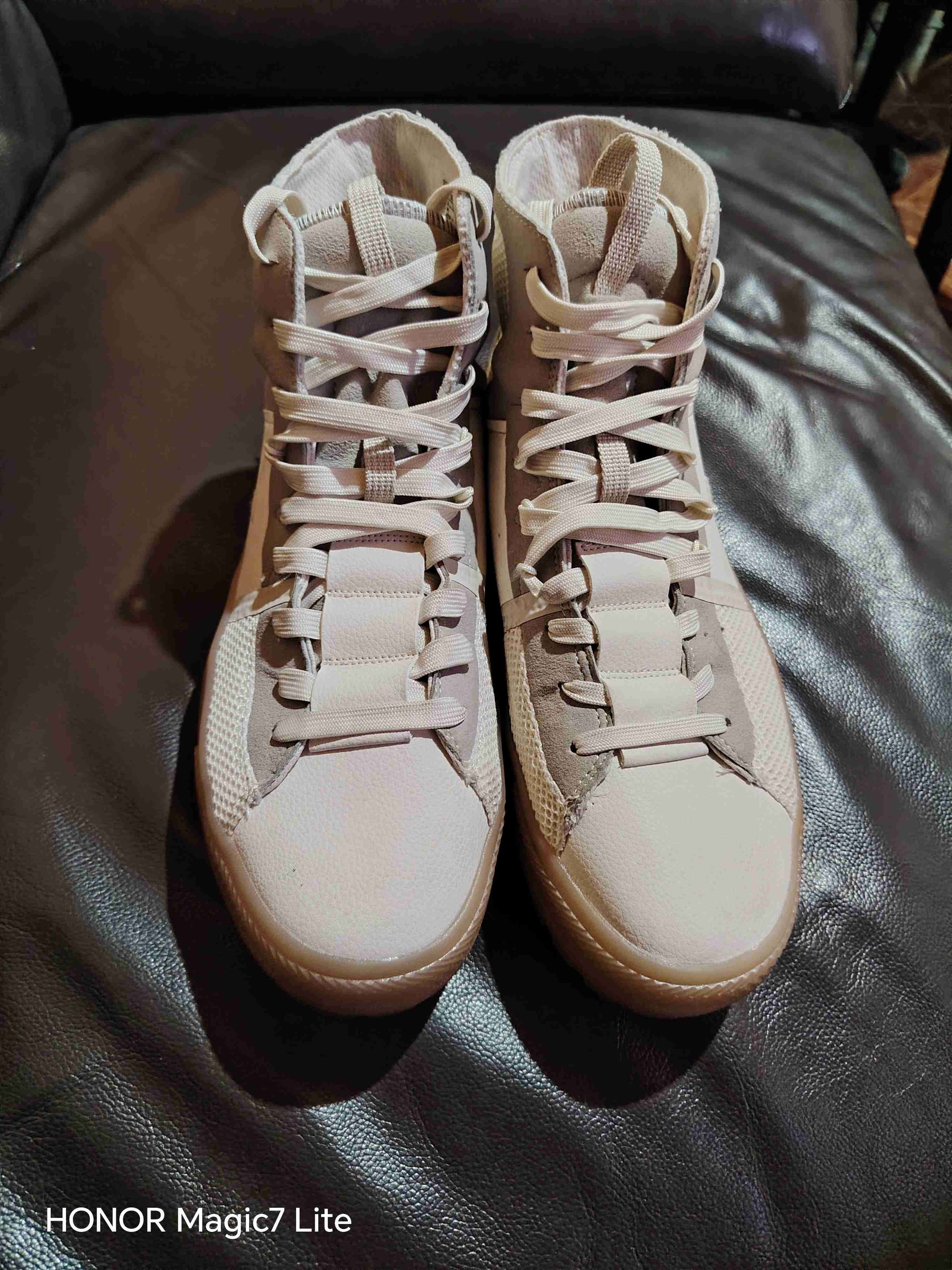 Zapatillas de caña alta beige